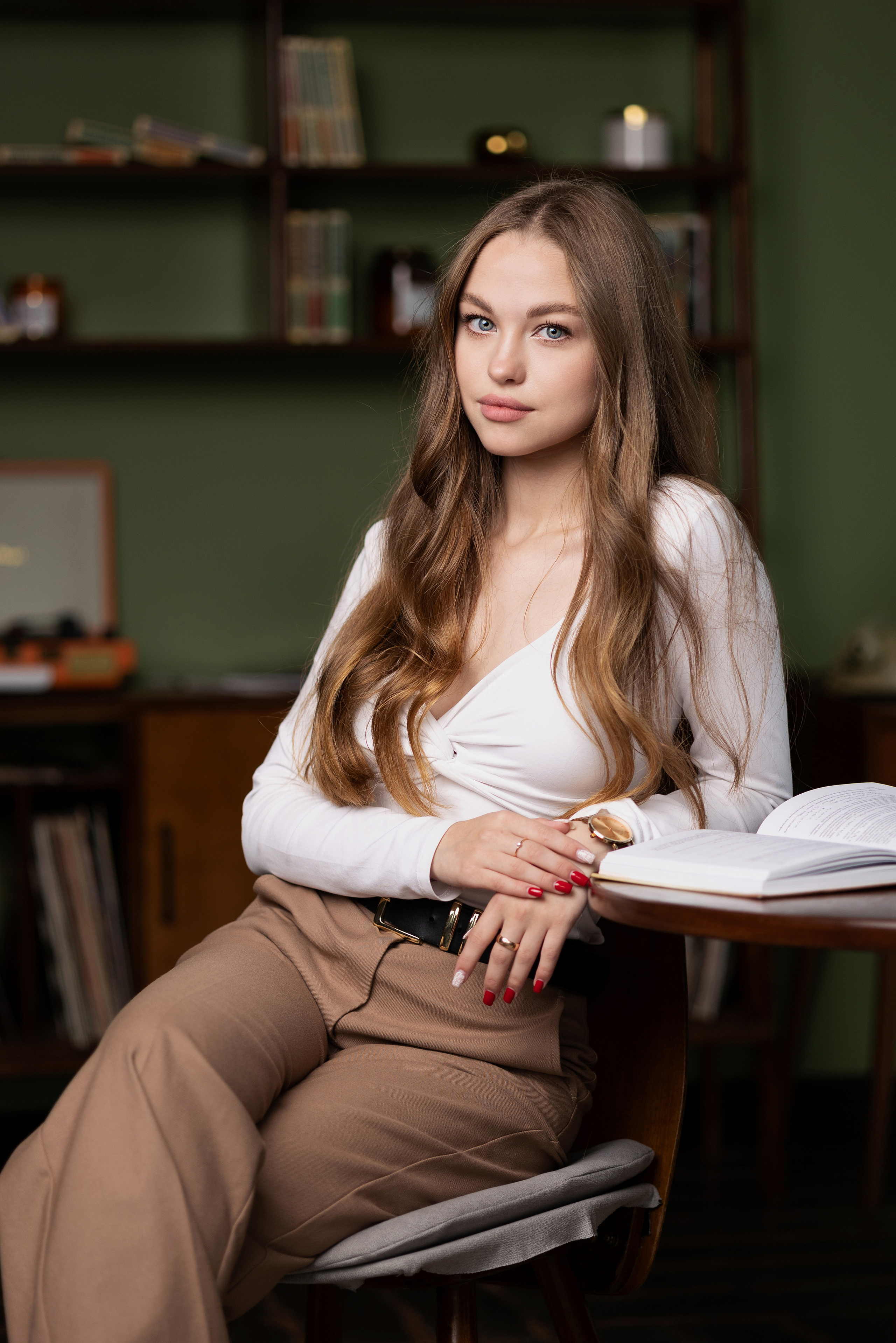 Зал Light-100. Выпускные альбомы. Школьный и семейный фотограф Виктория Игнатьева