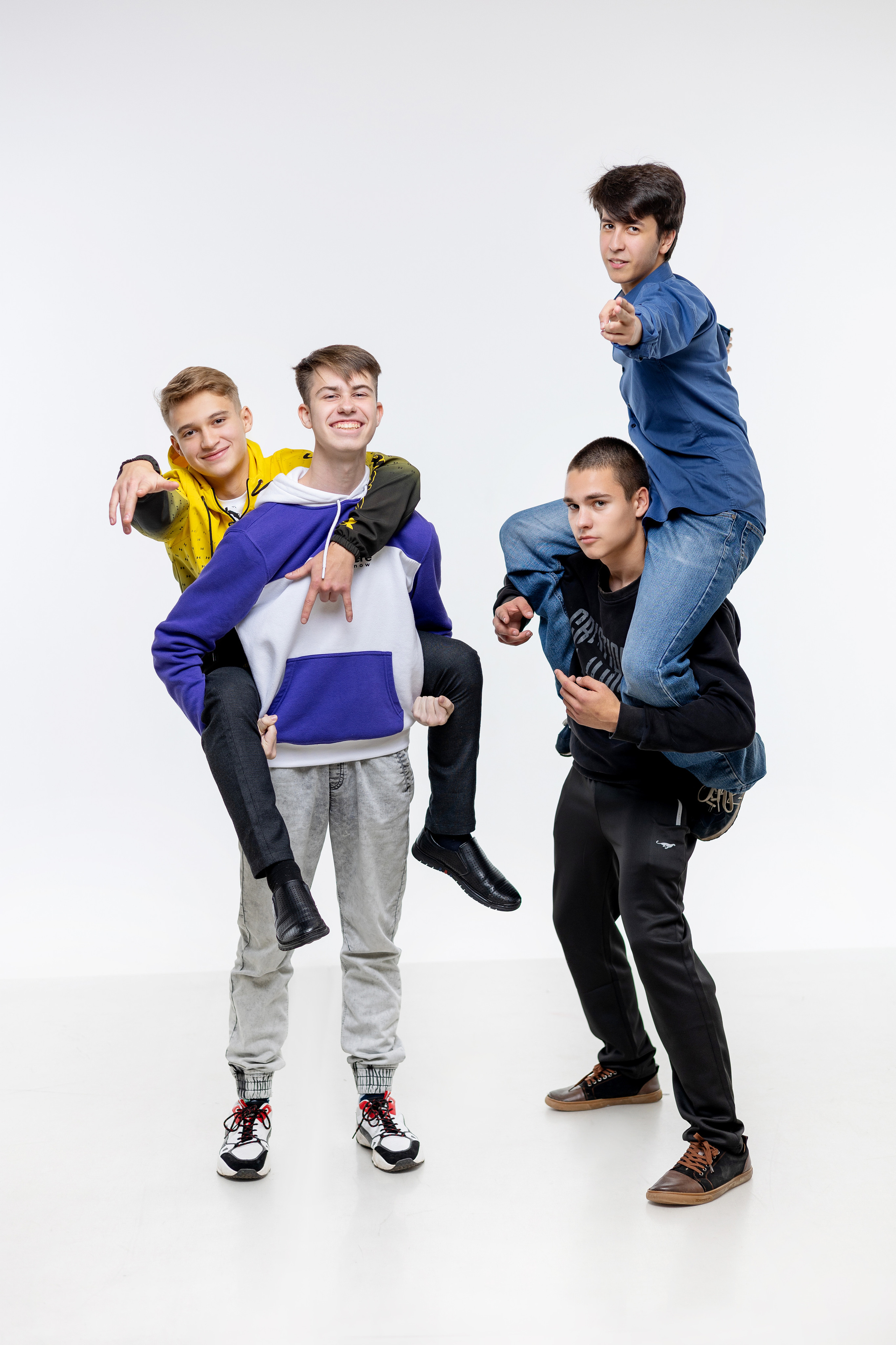 Зал Fashion. Выпускные альбомы. Школьный и семейный фотограф Виктория Игнатьева