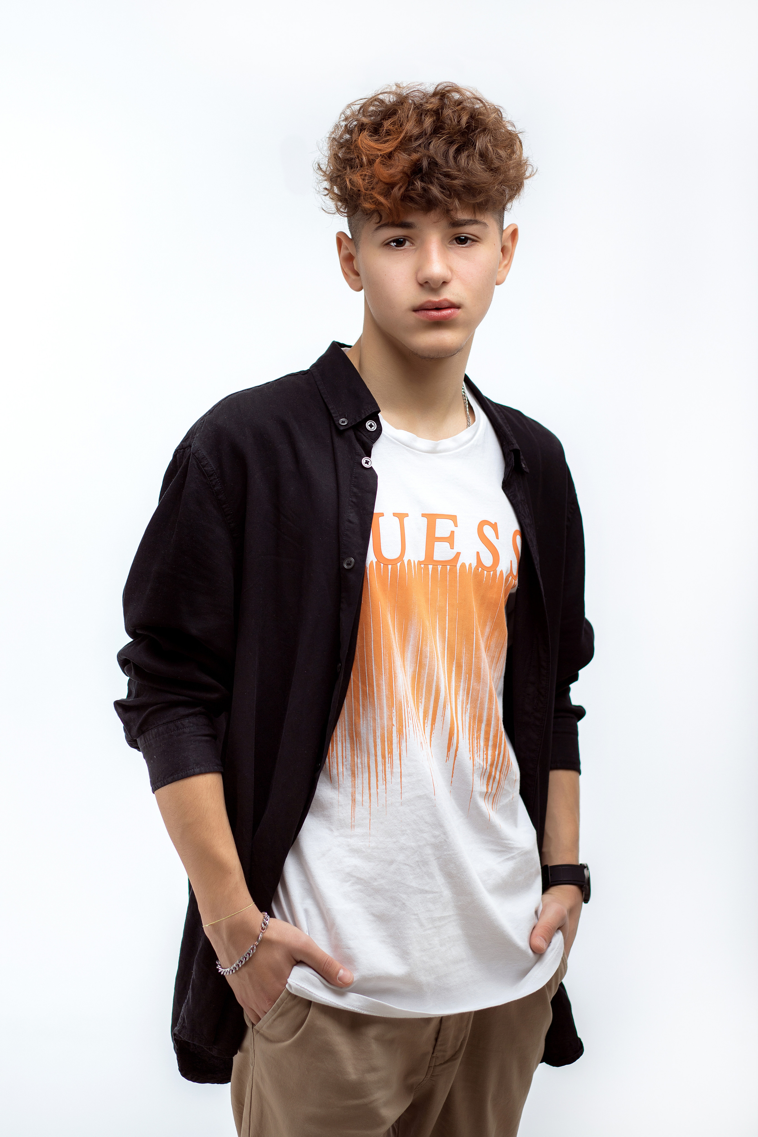 Зал Fashion. Выпускные альбомы. Школьный и семейный фотограф Виктория Игнатьева