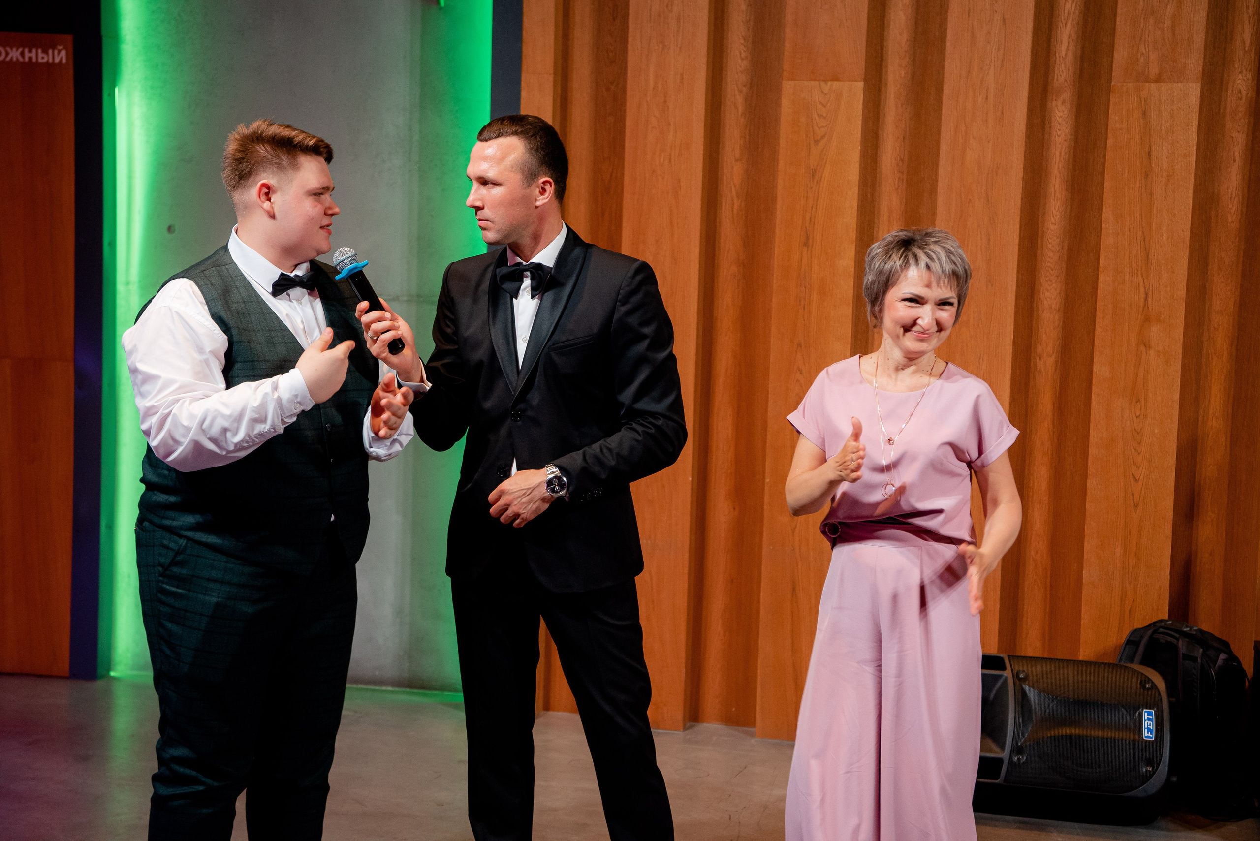 140 Школа. Вручение и Банкет. Сити Холл. Фотограф в Волгограде и Волжском Александр Горбань