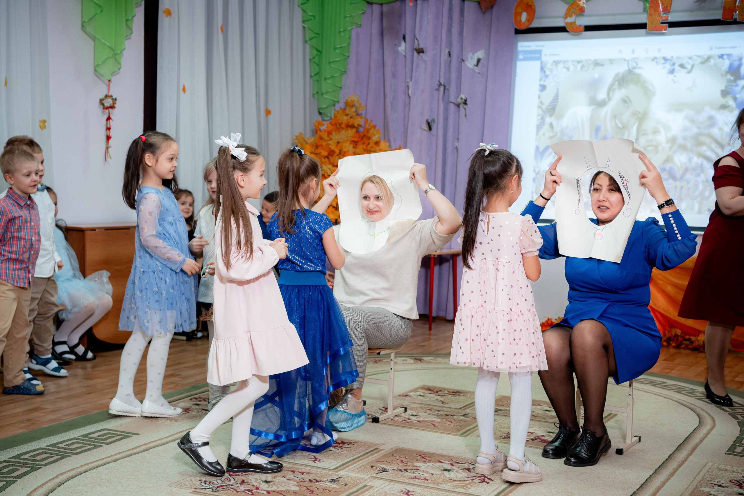 День мамы в детском саду. Фотограф в Волгограде и Волжском Александр Горбань