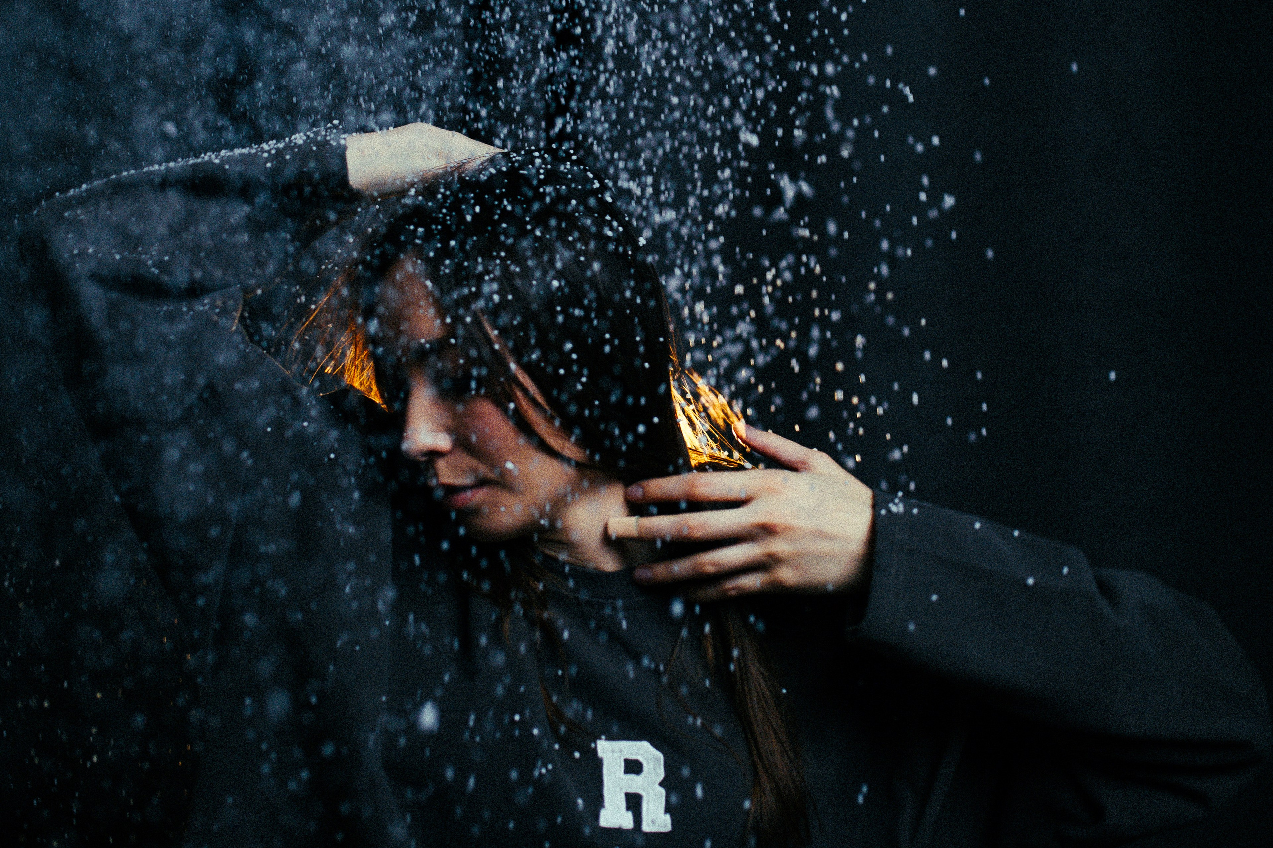 Танцуй. Дома. Танцуй. Арт-фотограф Крис Л. в Тобольске: портрет, семейные, свадьбы