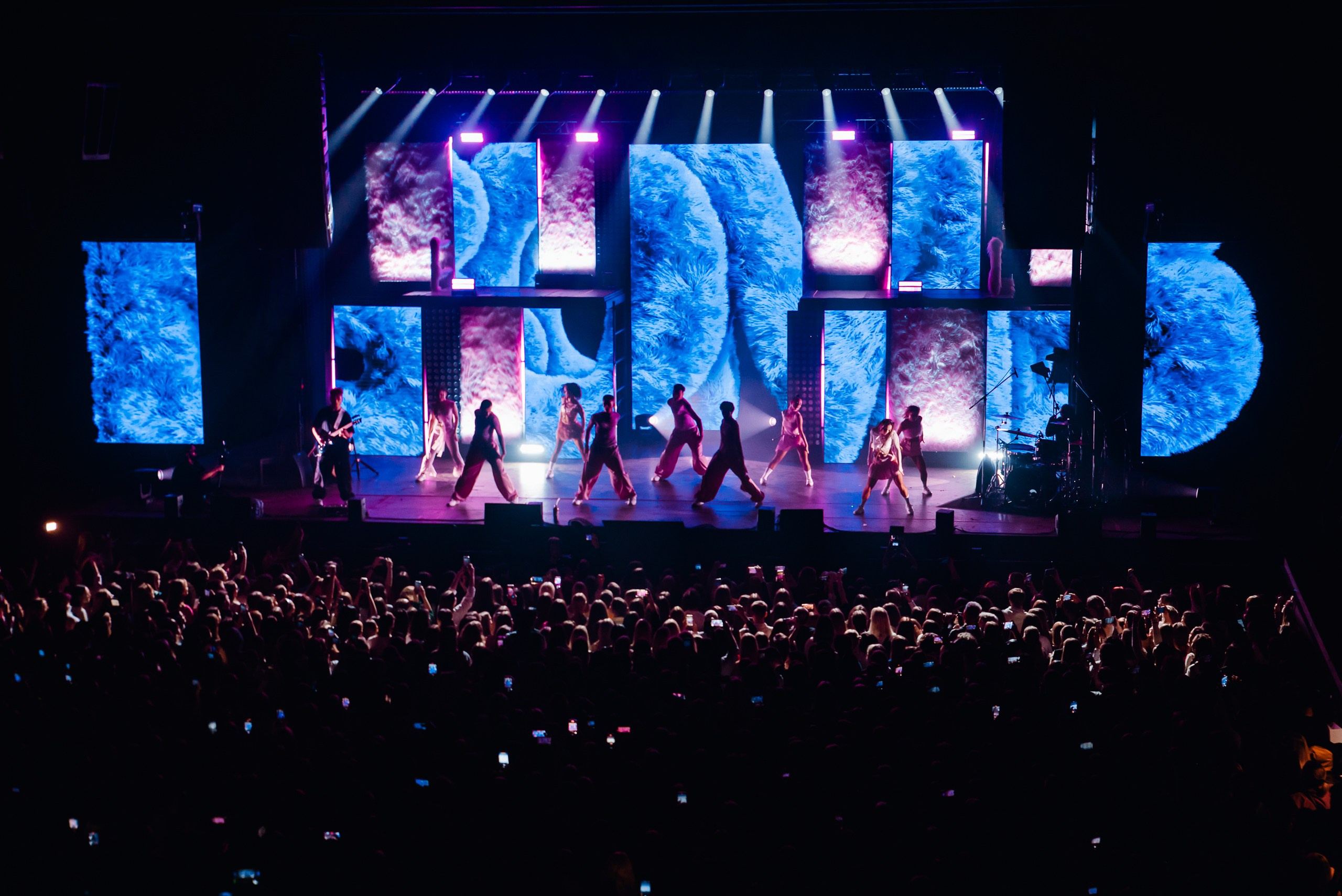 Katya Adushkina / 2023. OOPS