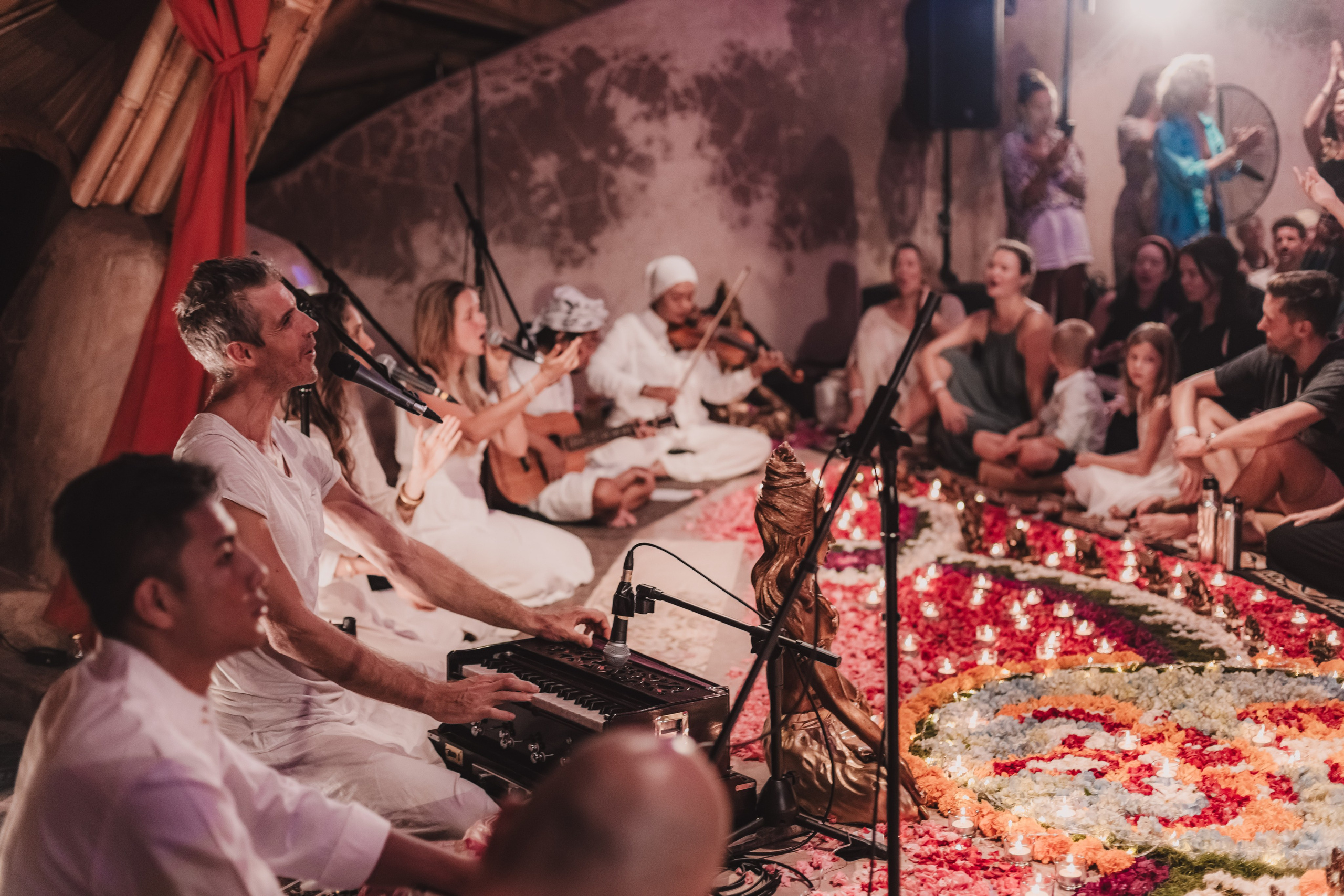 Bhakti Bliss kirtan at Alchemy. Mariam Bagdasaryan