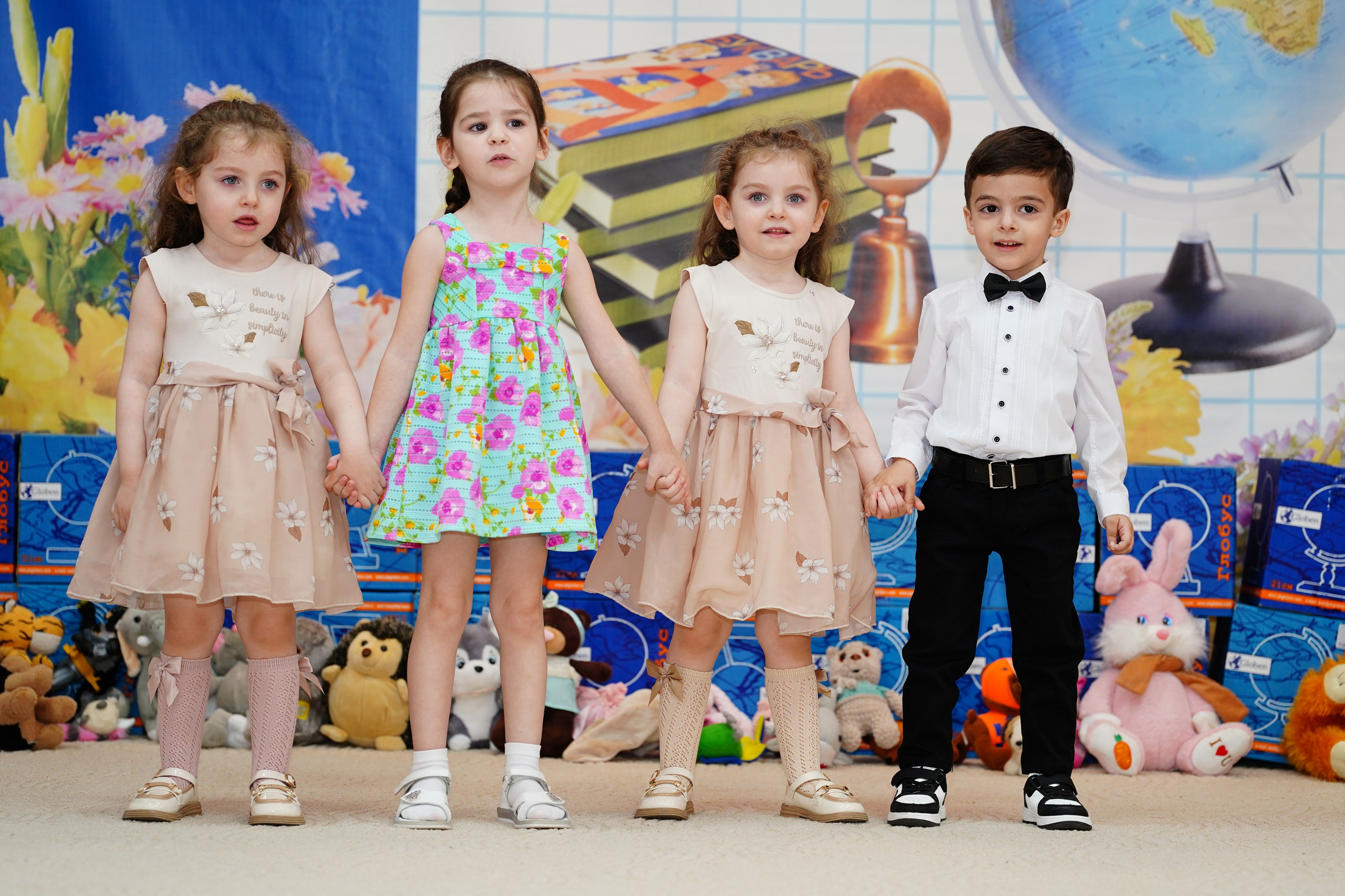 Репортажная съемка /Выпускной//. MEMENTO.Выпускные альбомы, школьные, юбилейные и другие книги. Ростов-на-Дону