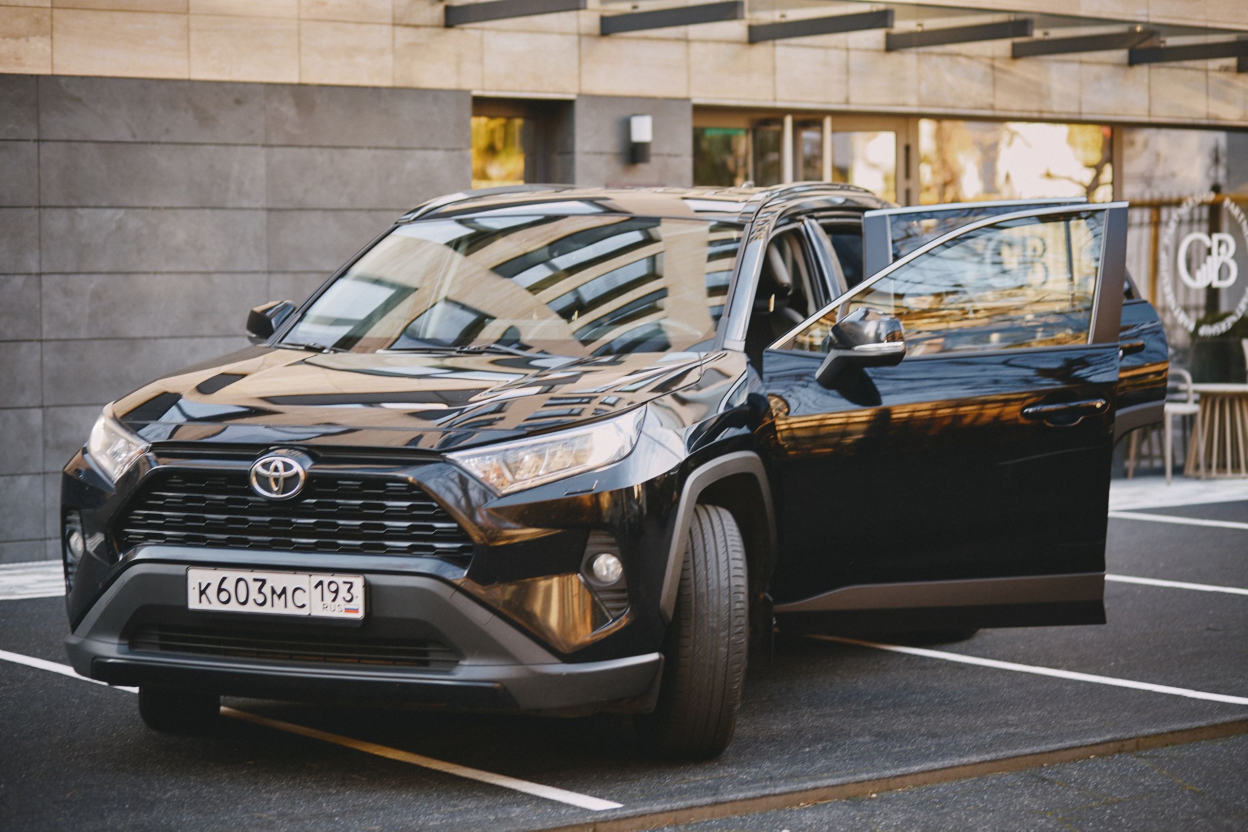 Профессиональная рекламная фото и видео съемка в Сочи Адлере и Красной Поляне. Фотограф Юрий Никитюк — Сочи |Адлер|Красная Поляна