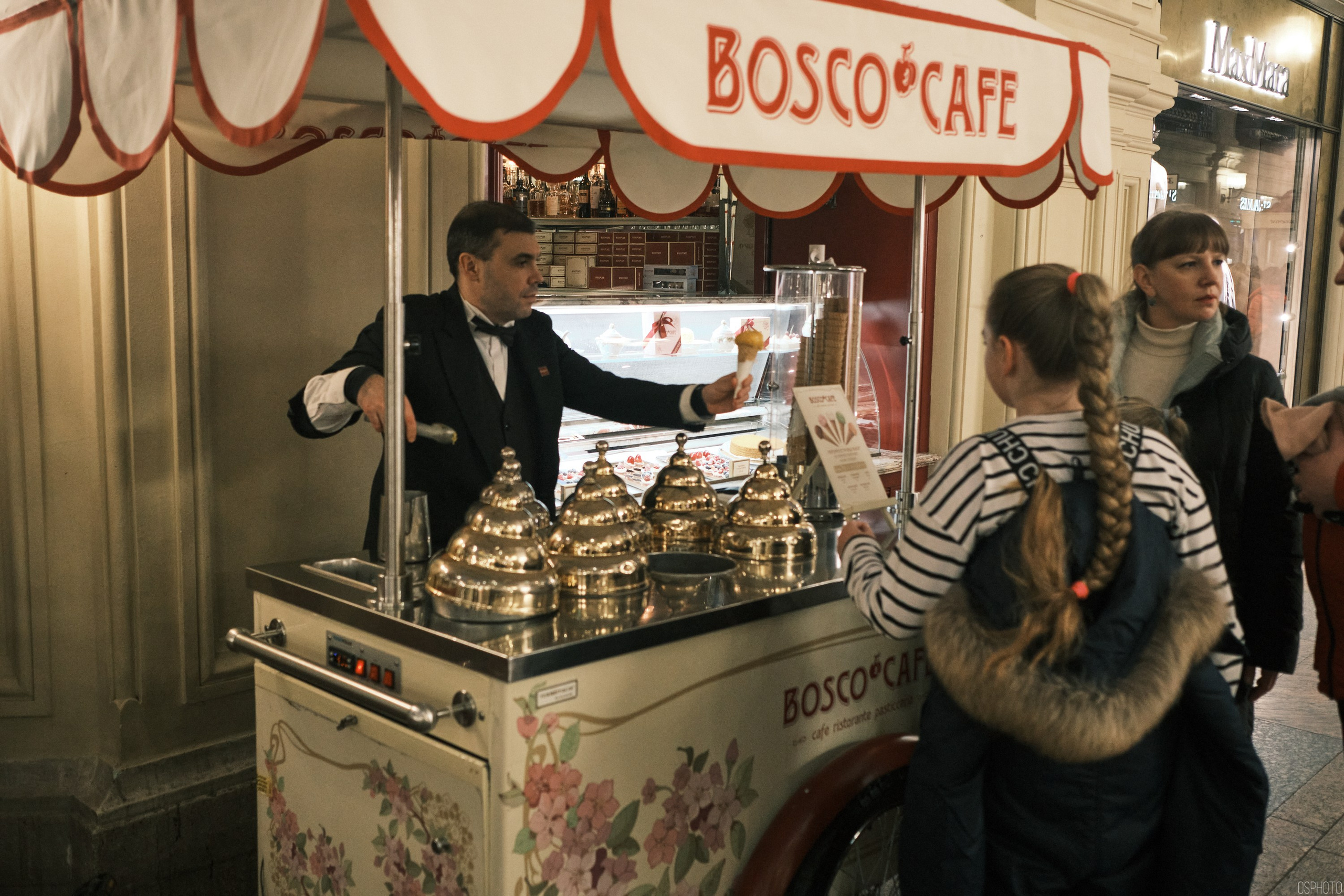 Китайский новый год | Манежная площадь. Фотографъ Сергѣевъ. Поймать мгновеніе