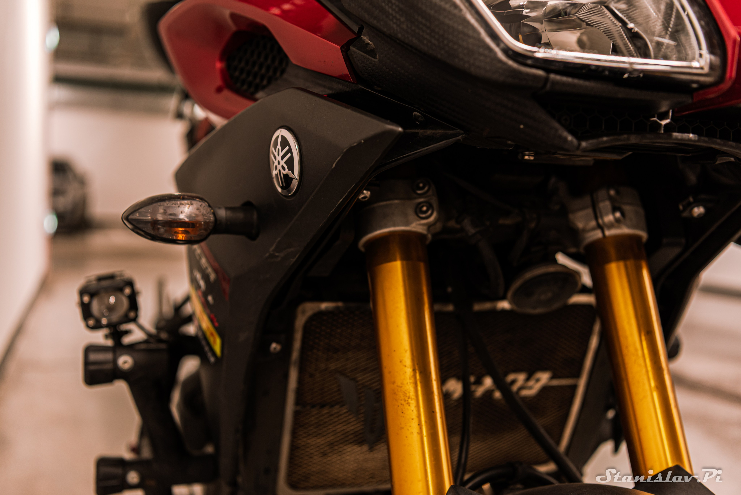 Творческие фотографии StanislavPi мотоцикла Yamaha Tracer первого поколения 2015 года выпуска