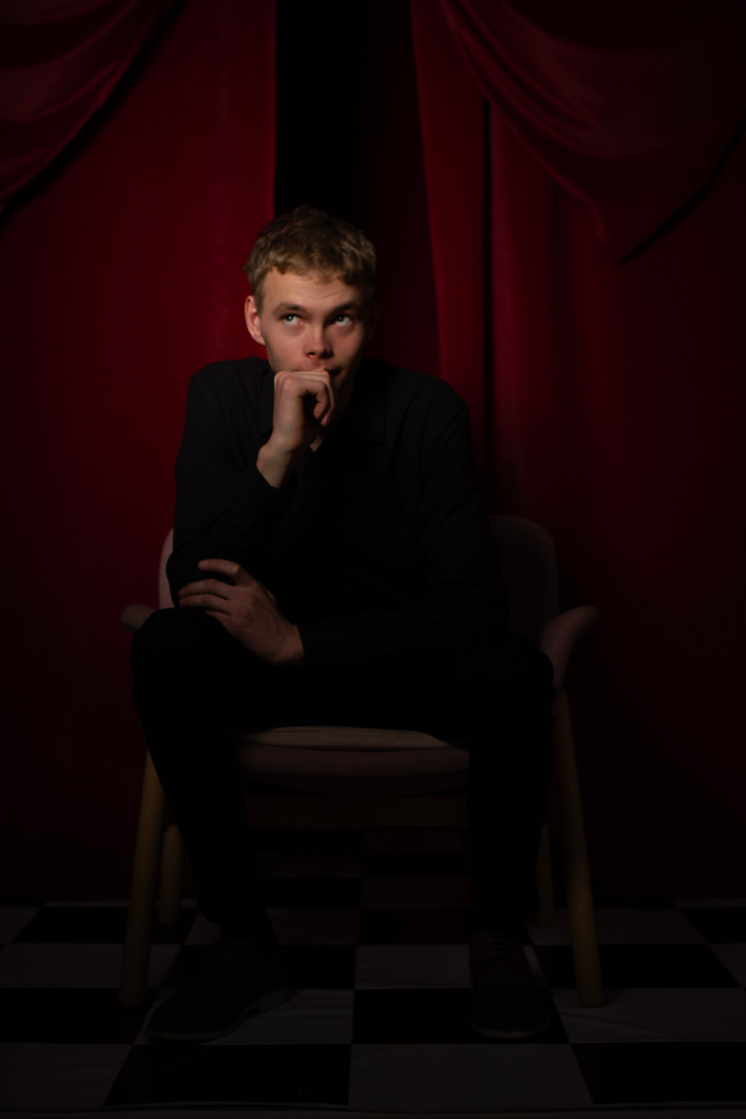 Фотосессия в помещении. Фотограф Удмуртия