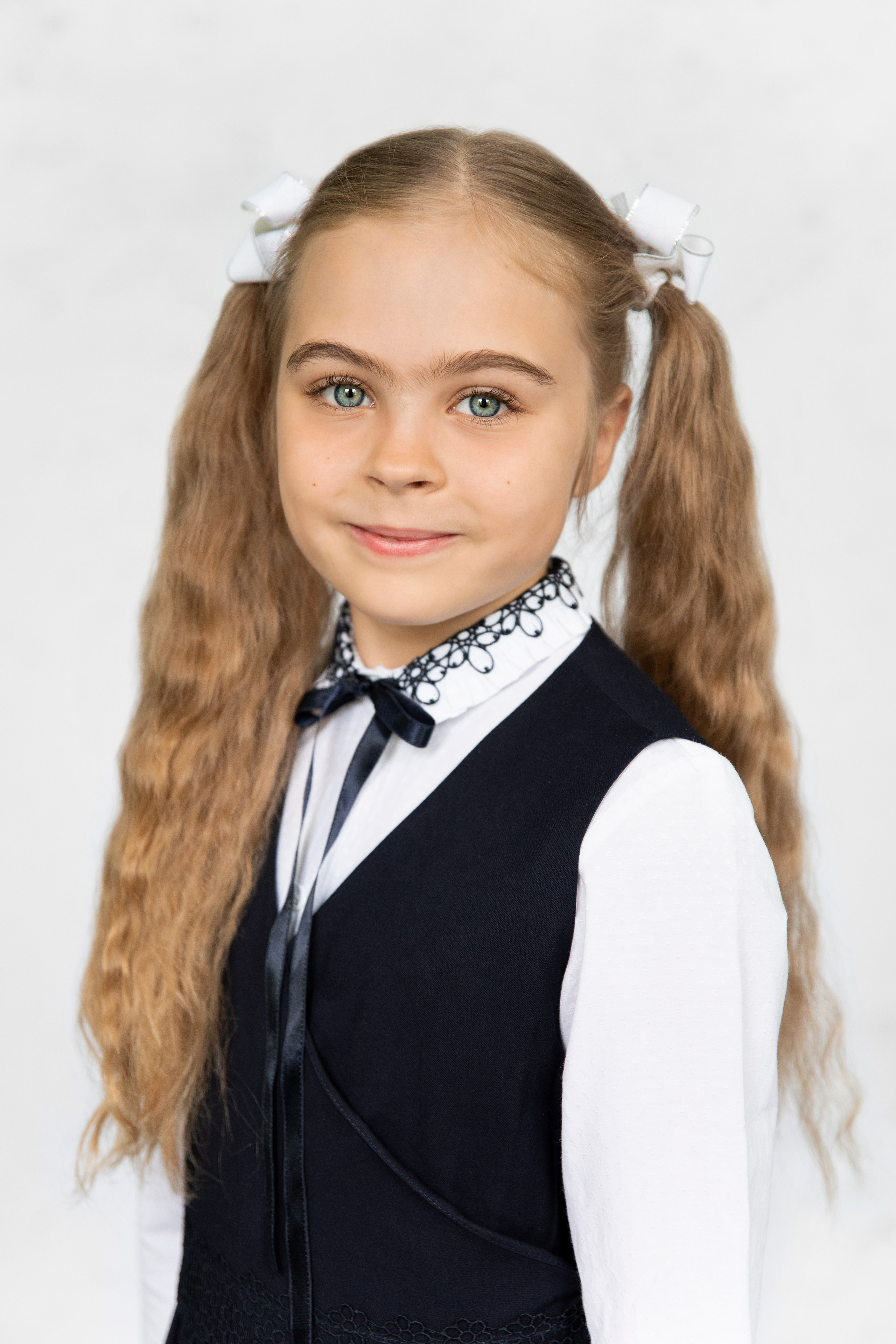 Школьный портрет. Начальная школа. Фотограф в Москве Надуева Татьяна. Женский портрет, детский портрет, с