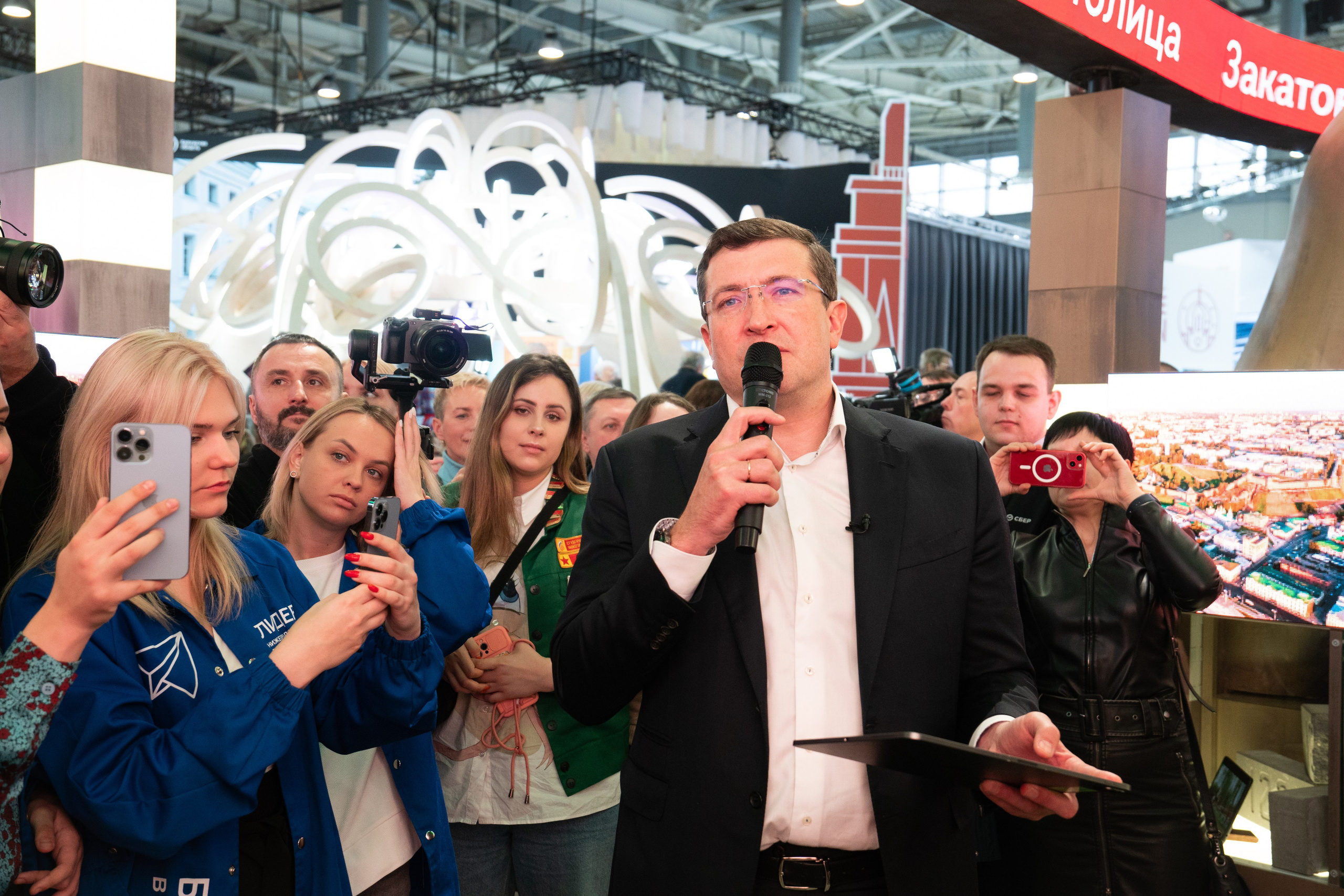 Международная выставка-форум «Россия». Репортажный фотограф — Александр Пода