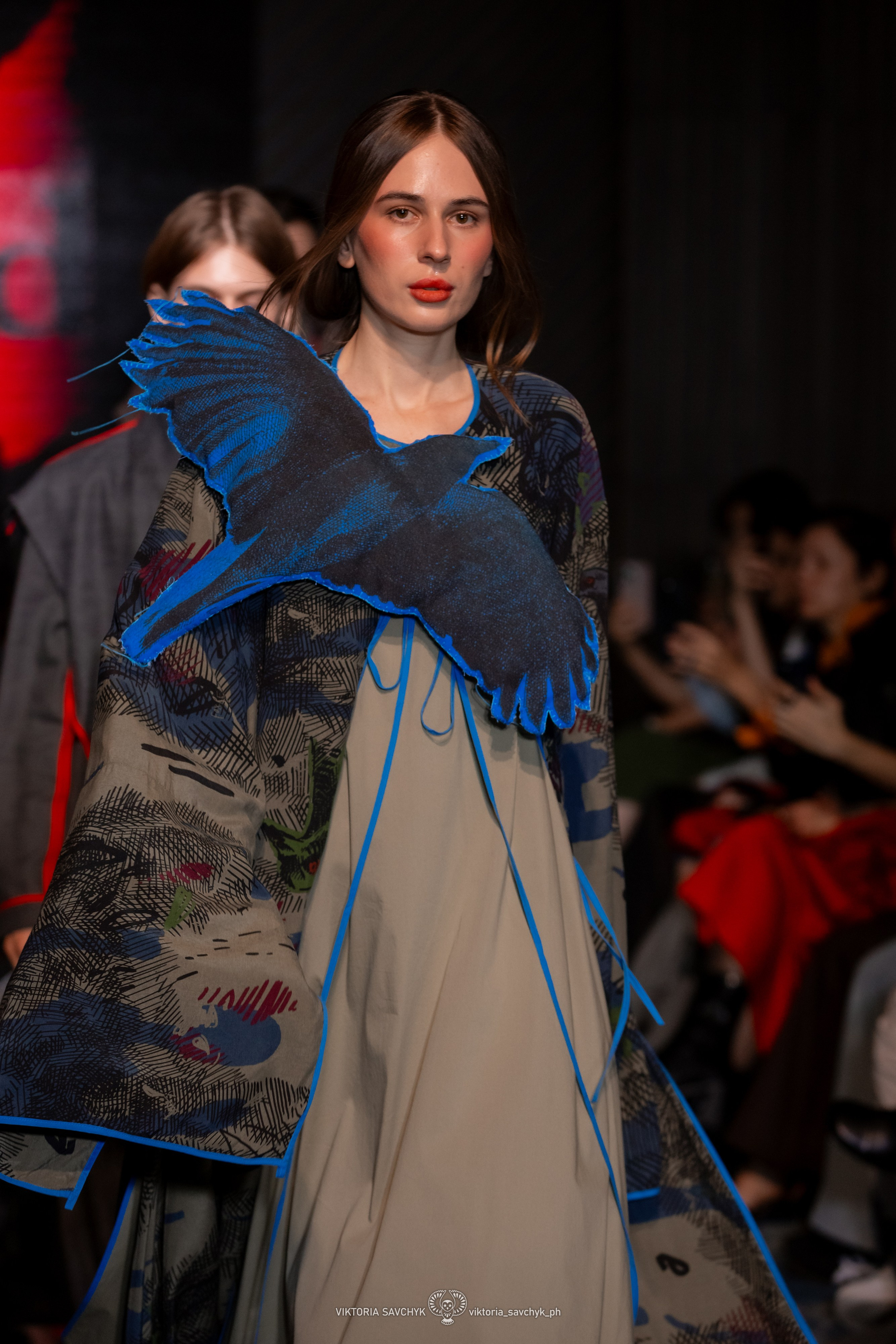 Подиум Rostov Fashion Show 2025. Осень-зима. Фотограф в Ростов-на-Дону Виктория Савчук