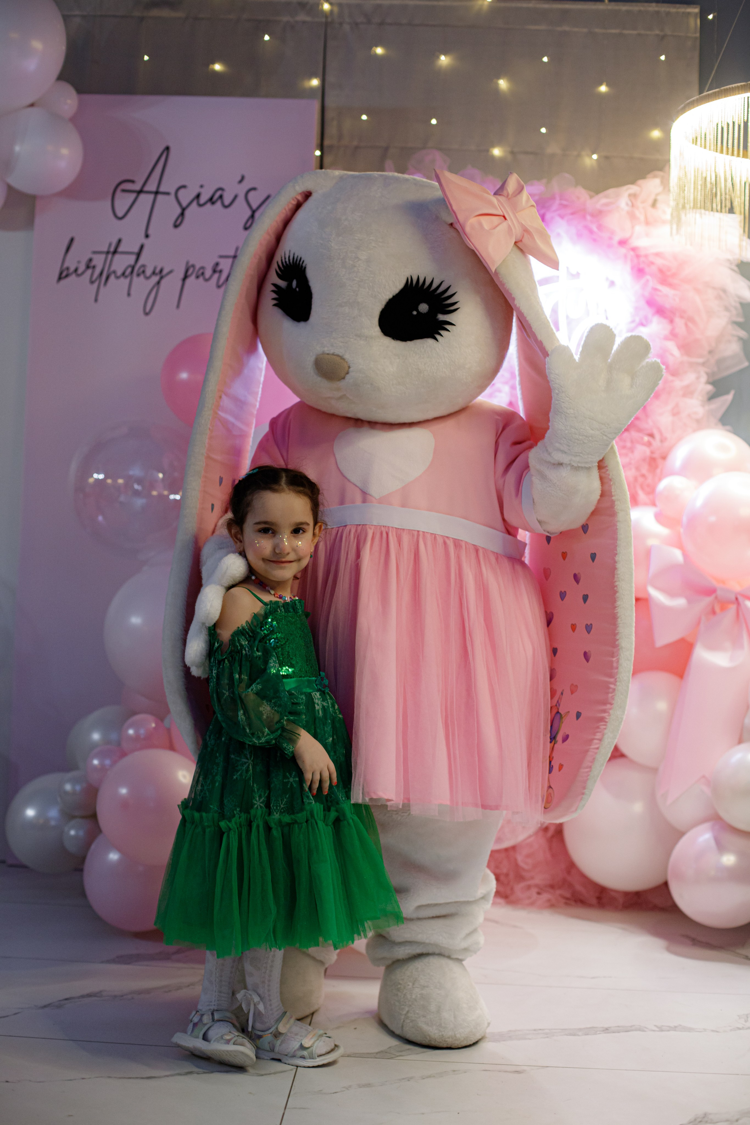 ASIA'S BIRTHDAY PARTY. Photokarish