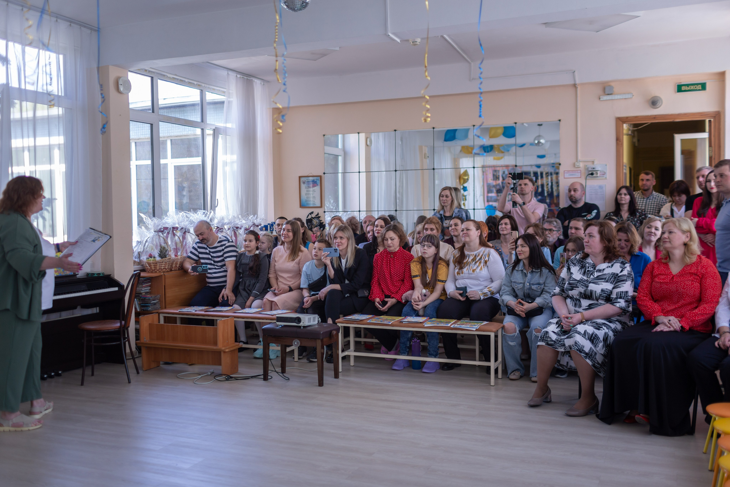 Выпускной ДС № 69_2024 год. Семейный фотограф в Санкт-Петербурге