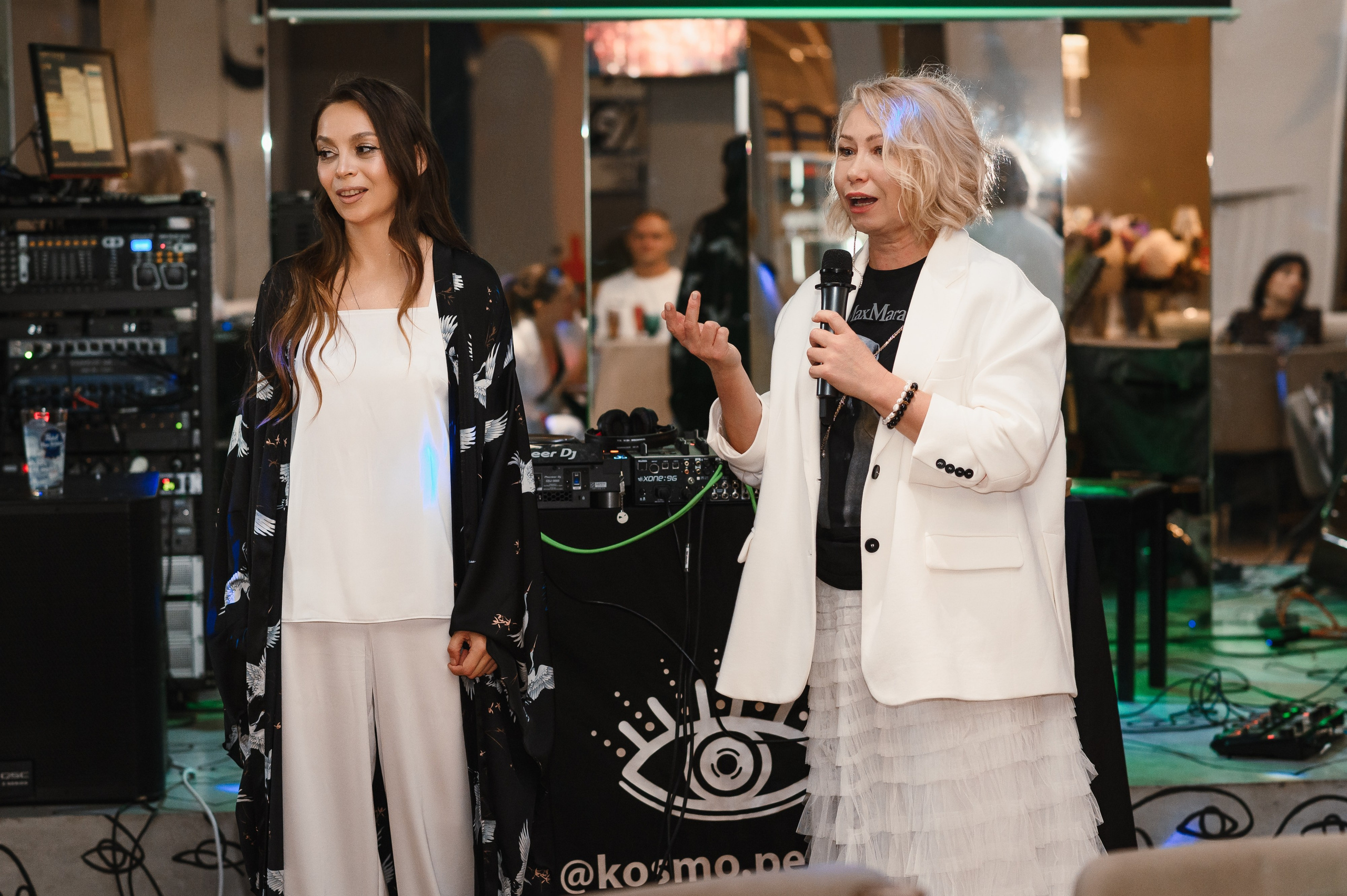 День рождения в формате выступления. Wedding and family photographer USA