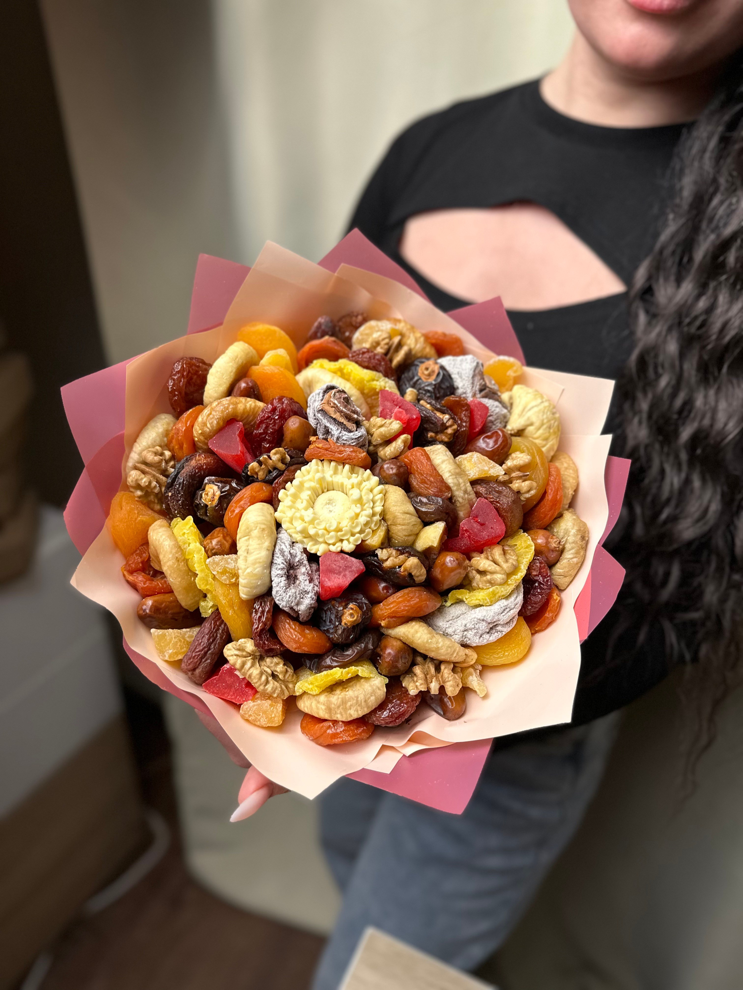 СухоФруктовые. Выездной кейтеринг, съедобные букеты, торты и сладости на заказ