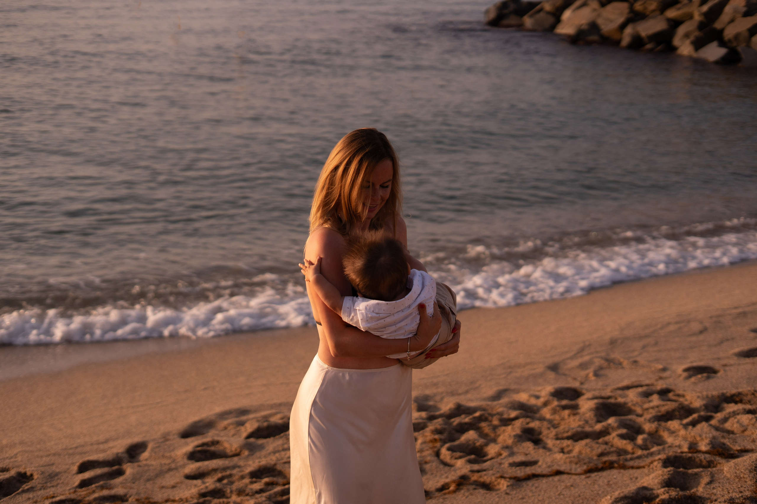 Masha and Timur. Wedding Photographer in Barcelona and Medellin