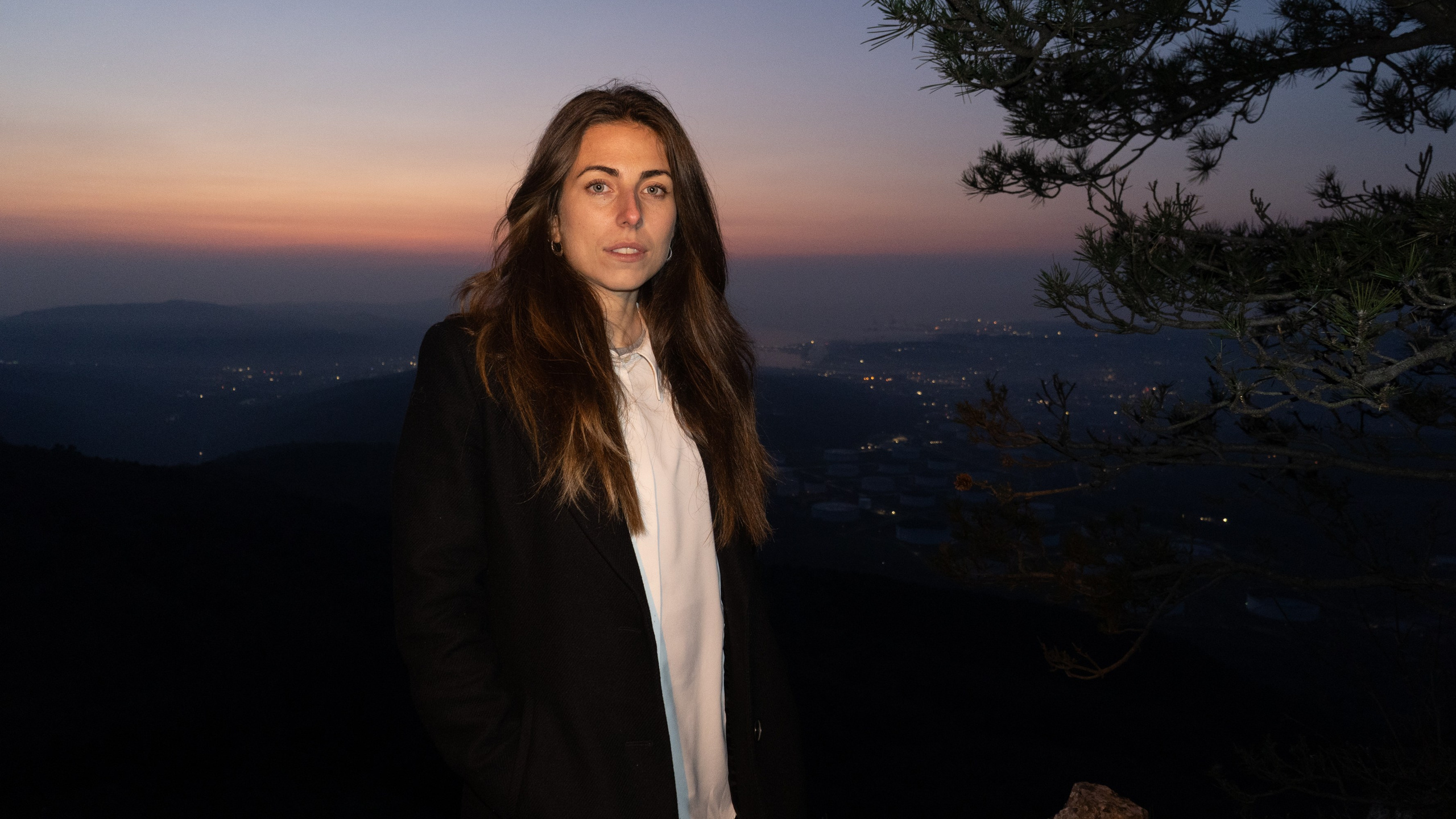 Angela. Fotografo Alina Imanbaeva Trieste e FVG