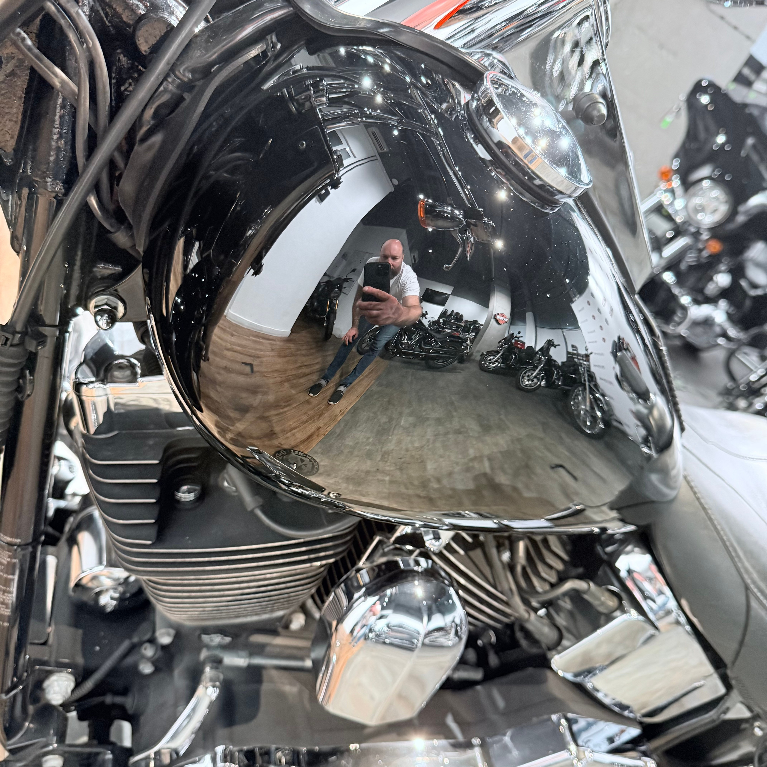 2003 Fat Boy Vivid Black 100 Years. Hello Davidson, Москва. Только хорошие мотоциклы…