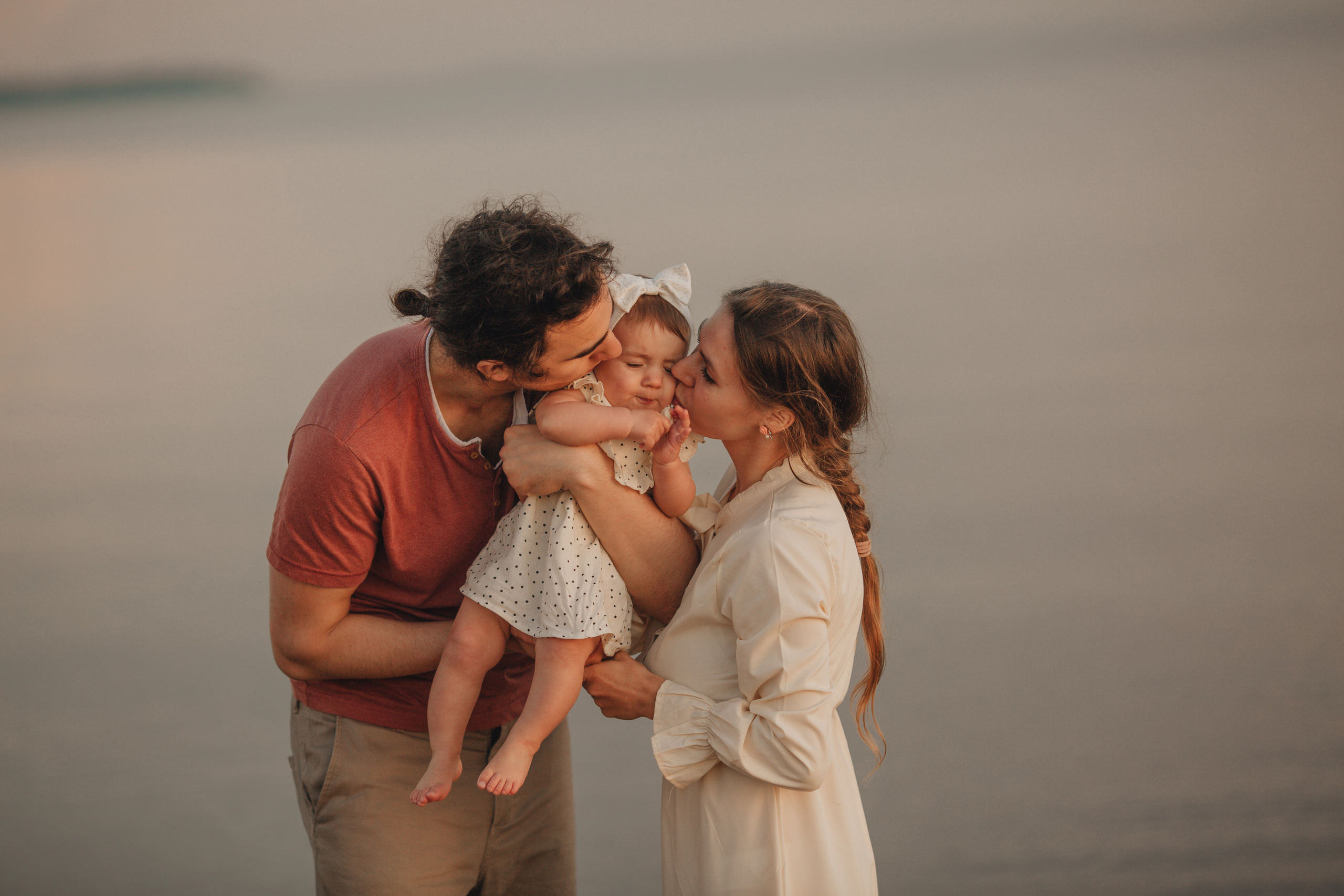 Закатная сьемка на заливе. Свадебный и семейный фотограф Спб Бошман Ирина