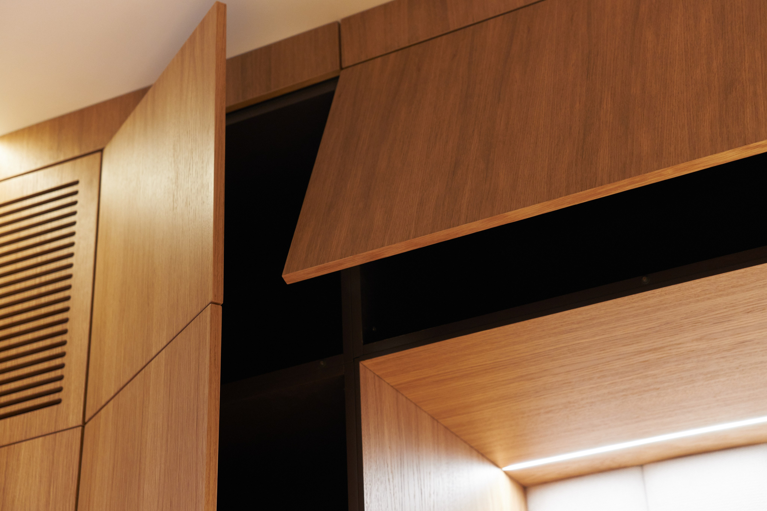 Гардероб. DRVO — мебельное производство полного цикла