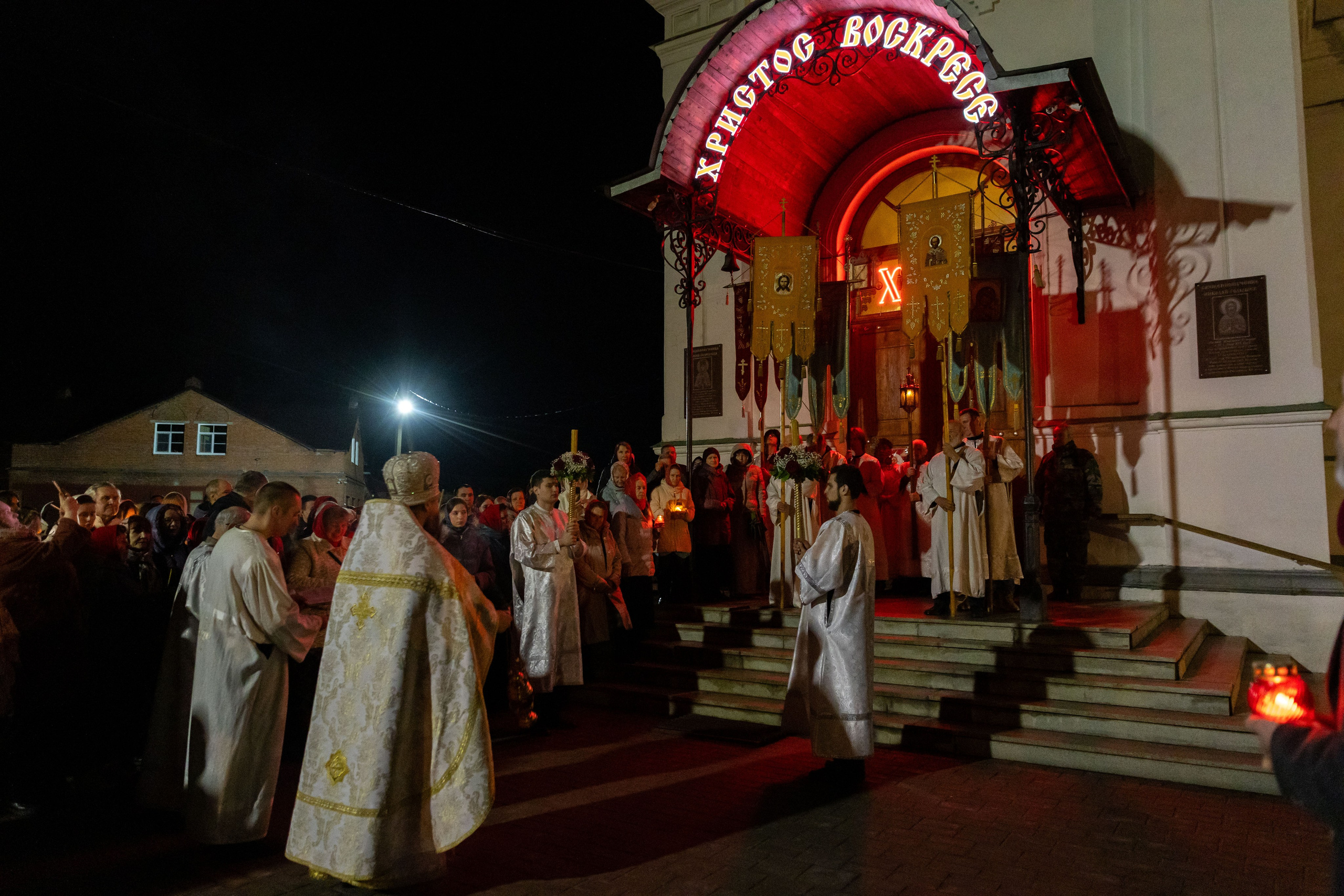 Пасха Воскресенский храм с Ашитково. Семейный и детский фотограф Анна Петракова