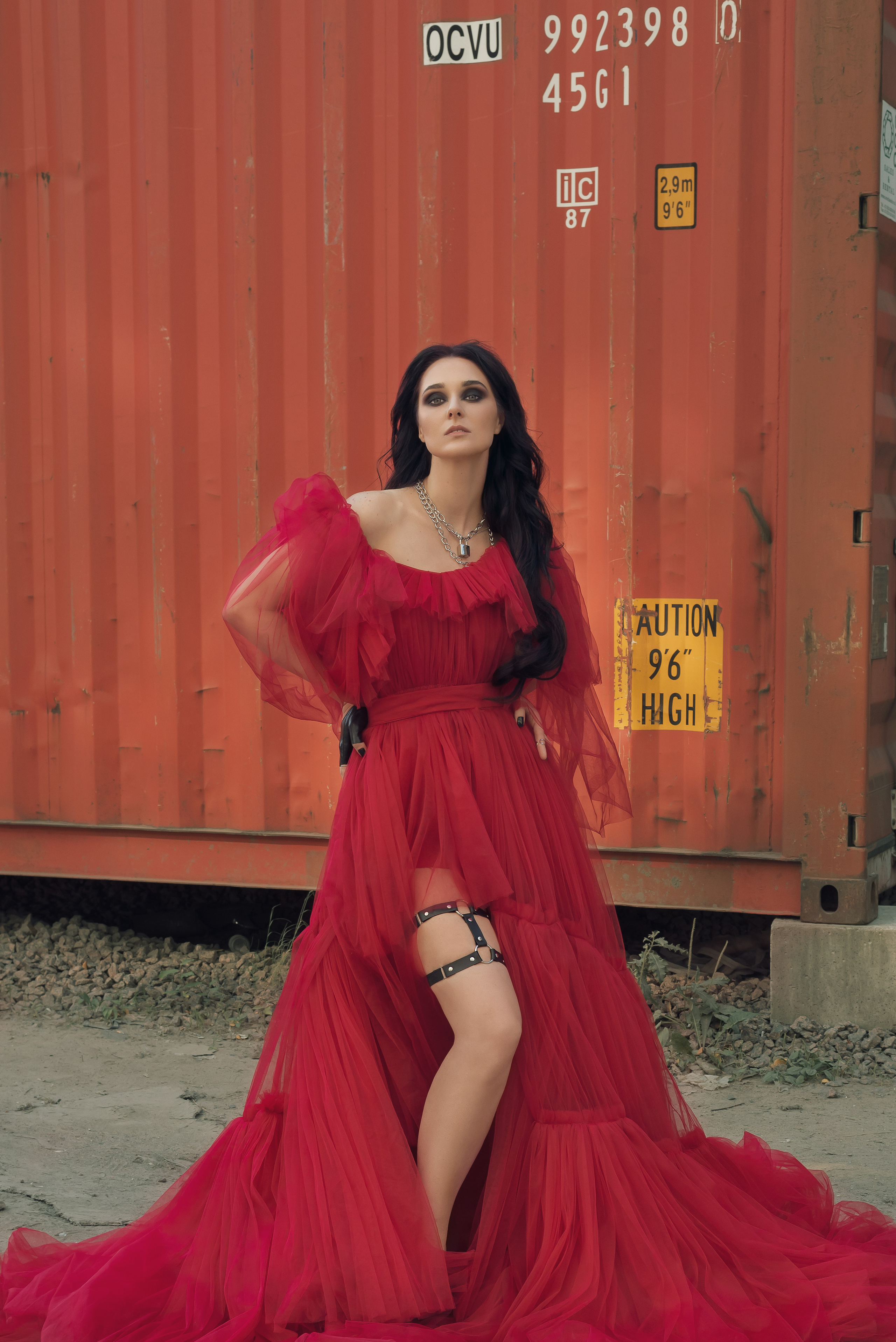 The beauty of destruction. Фотограф, ретушёр, графический дизайнер в Петербурге Адрианова Настя