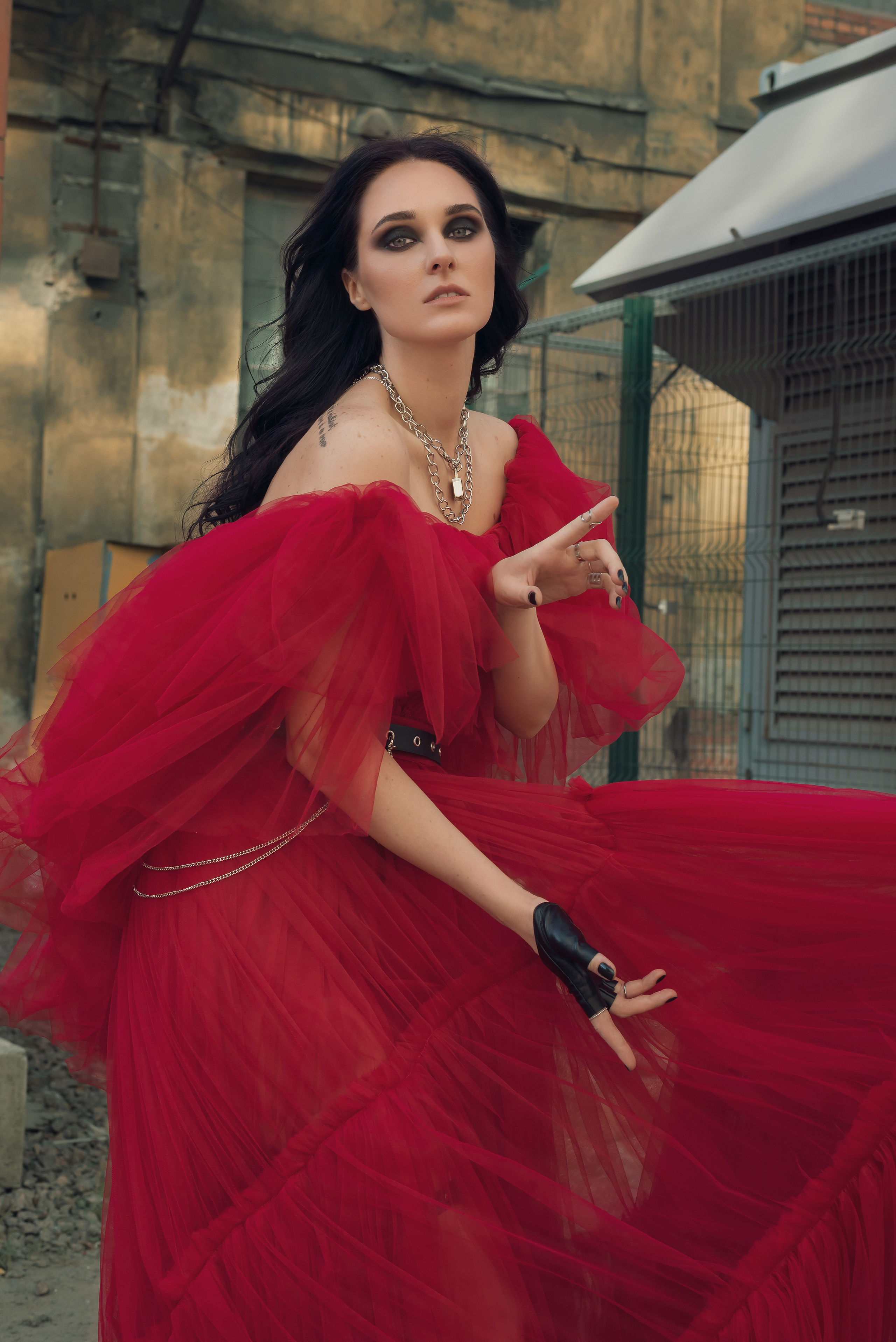 The beauty of destruction. Фотограф, ретушёр, графический дизайнер в Петербурге Адрианова Настя