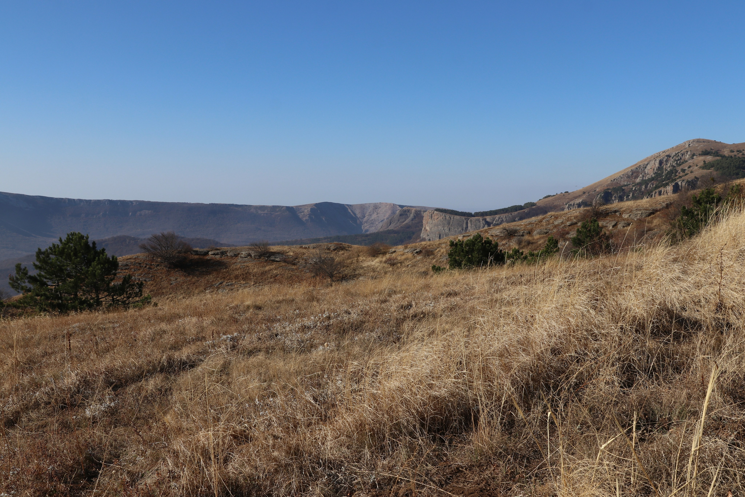 Крым. ЮБК (Гурзуф, Судак и их окрестности). Ноябрь 2023. Путешественник-фотограф из Санкт-Петербурга Татьяна Свистулина