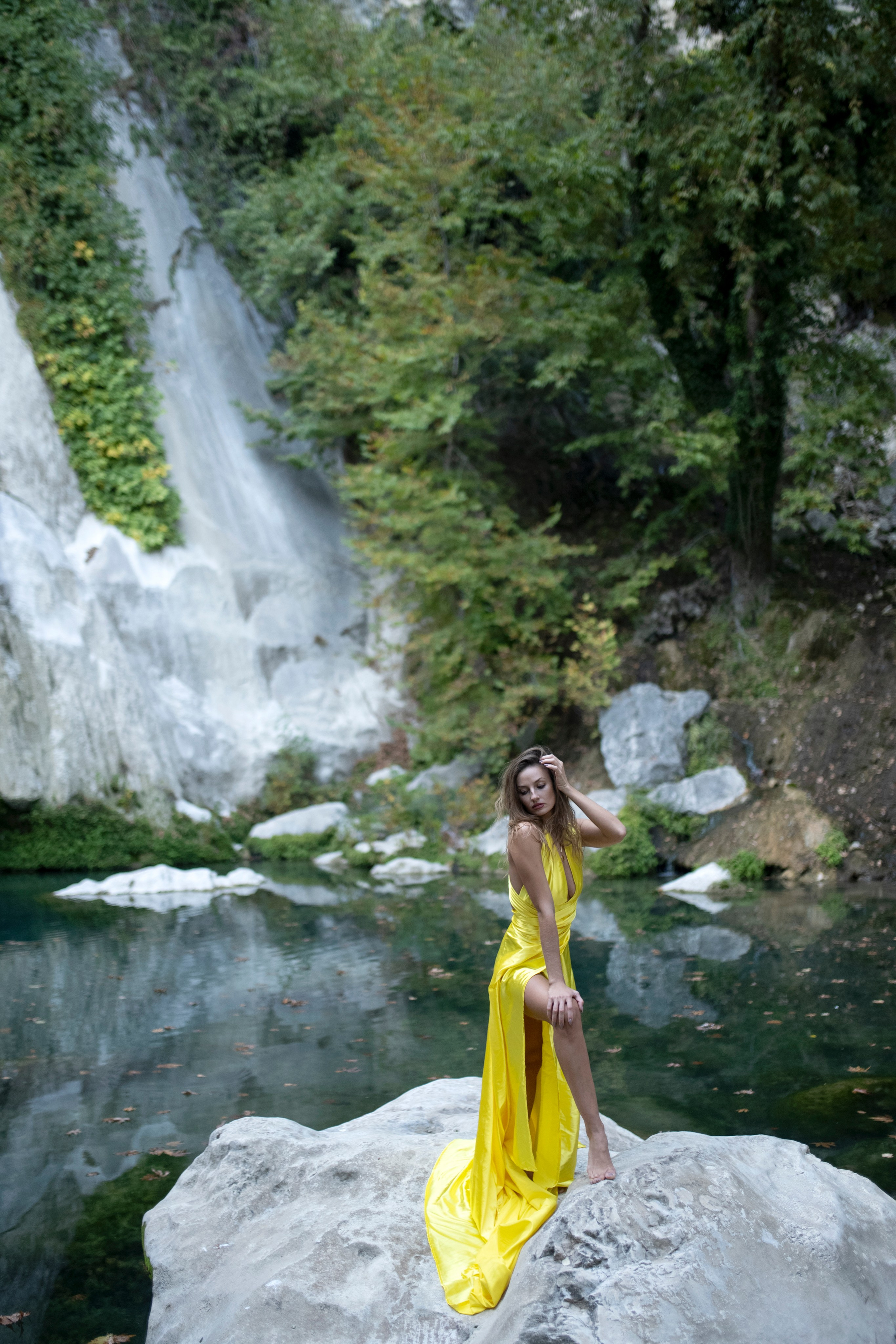 Индивидуальная фотосессия у водопада Анталия Белек. Профессиональный фотограф в Турции Анталии Кемере Сиде Белеке Алании