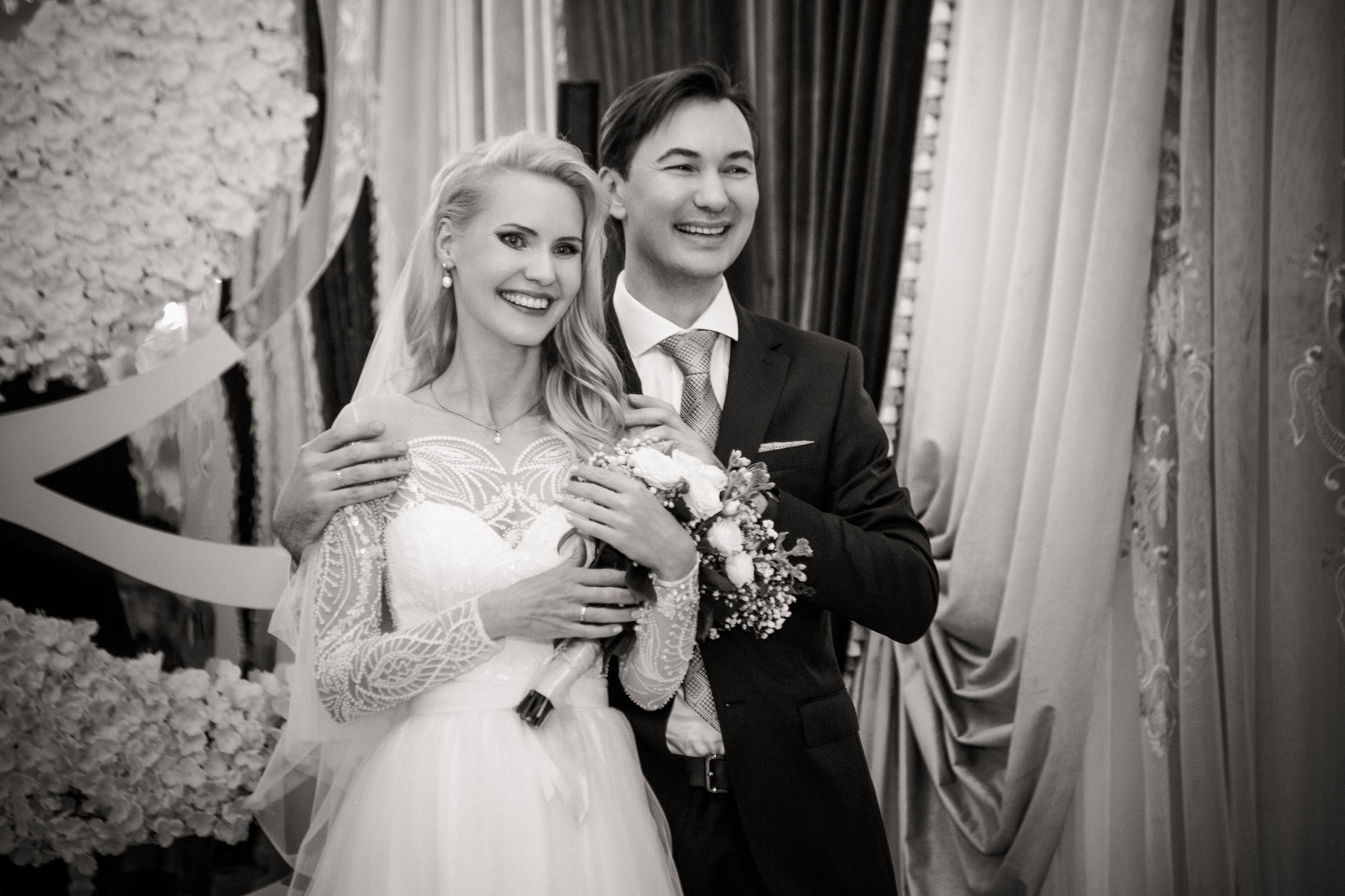 Свадебная фотосессия на ВДНХ. Свадебный и семейный фотограф в Москве и Подмосковье Лариса Козлова