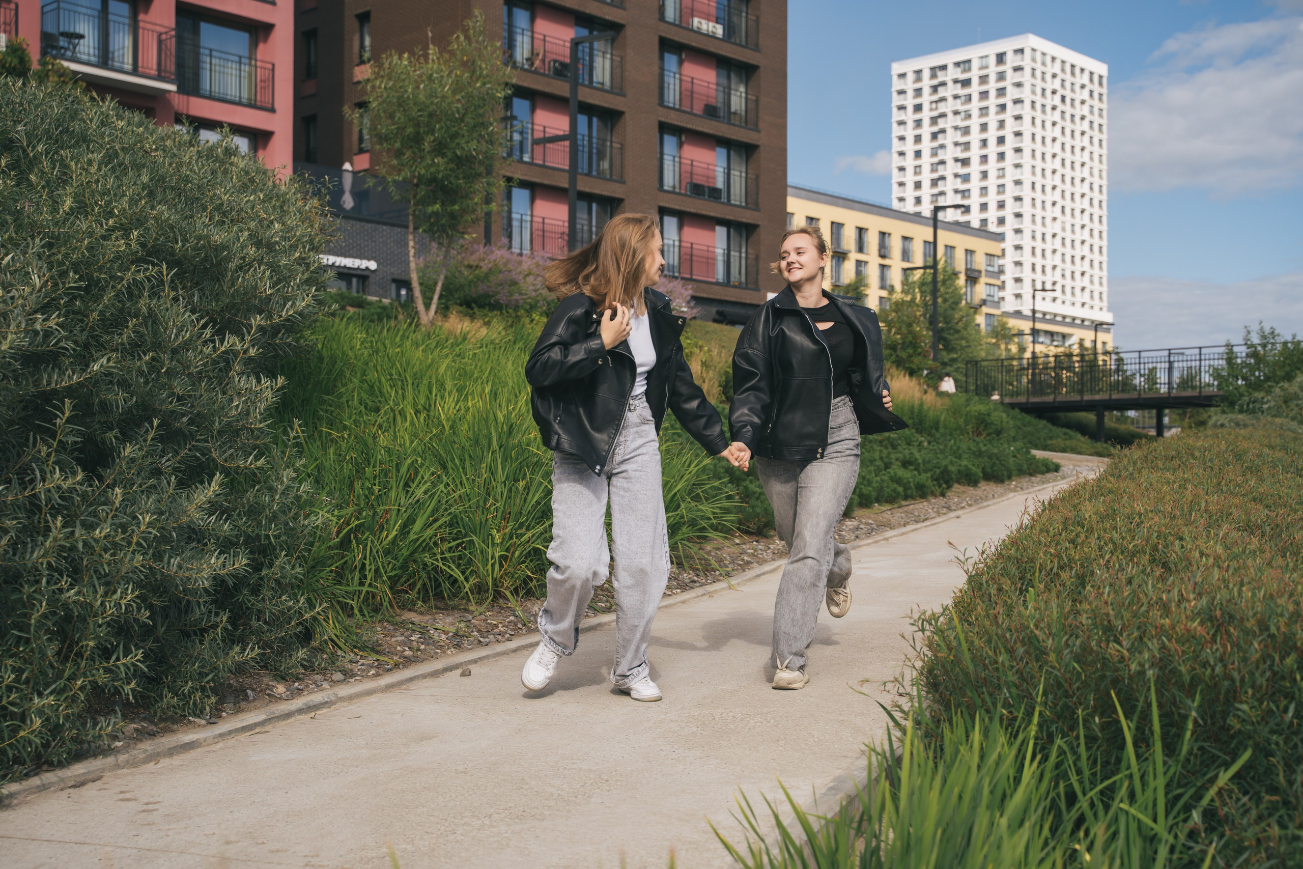 Подружки. Главная