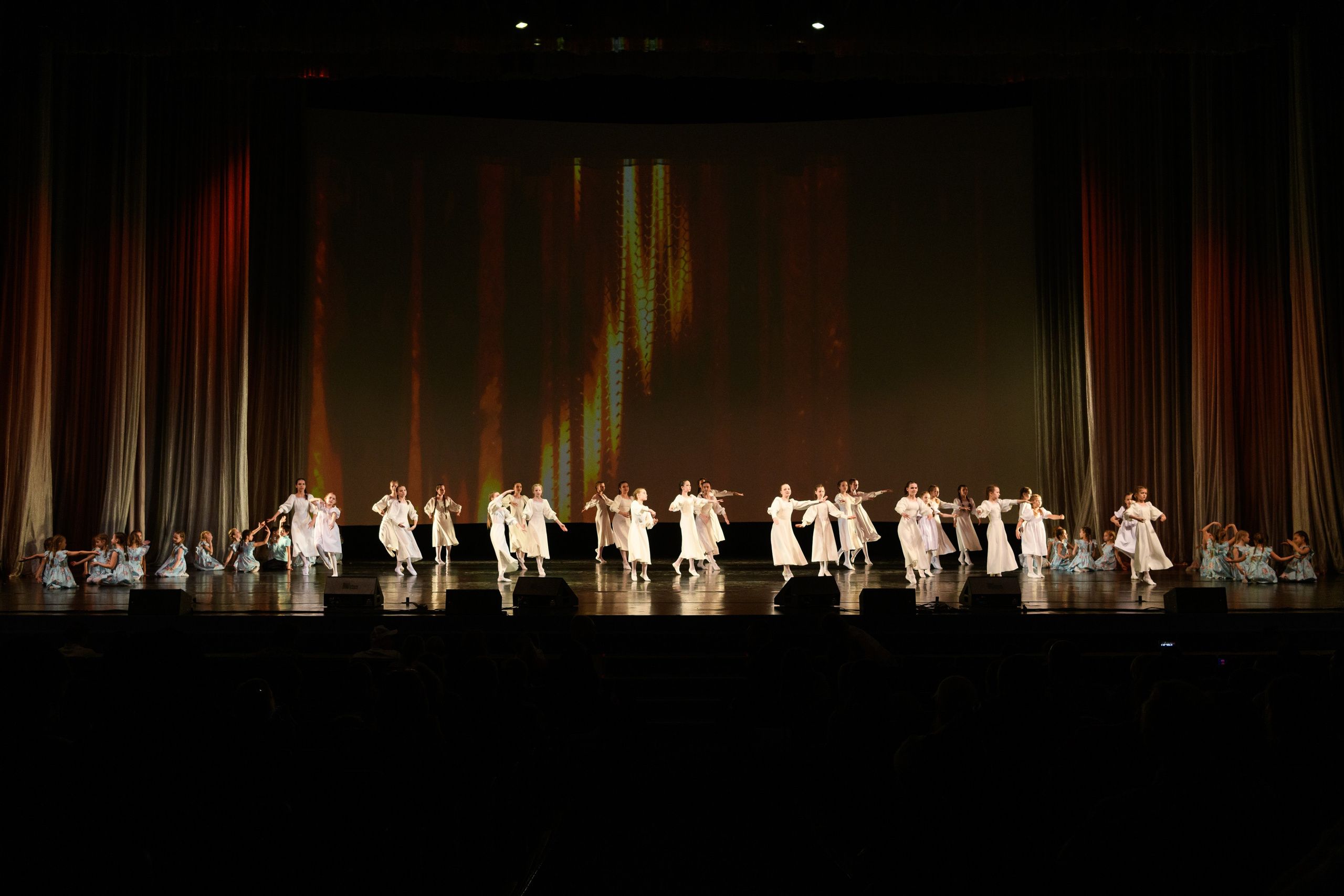 23 апреля, часть 2, БКЗ Октябрьский, г. Санкт-Петербург. Золотое яблочко