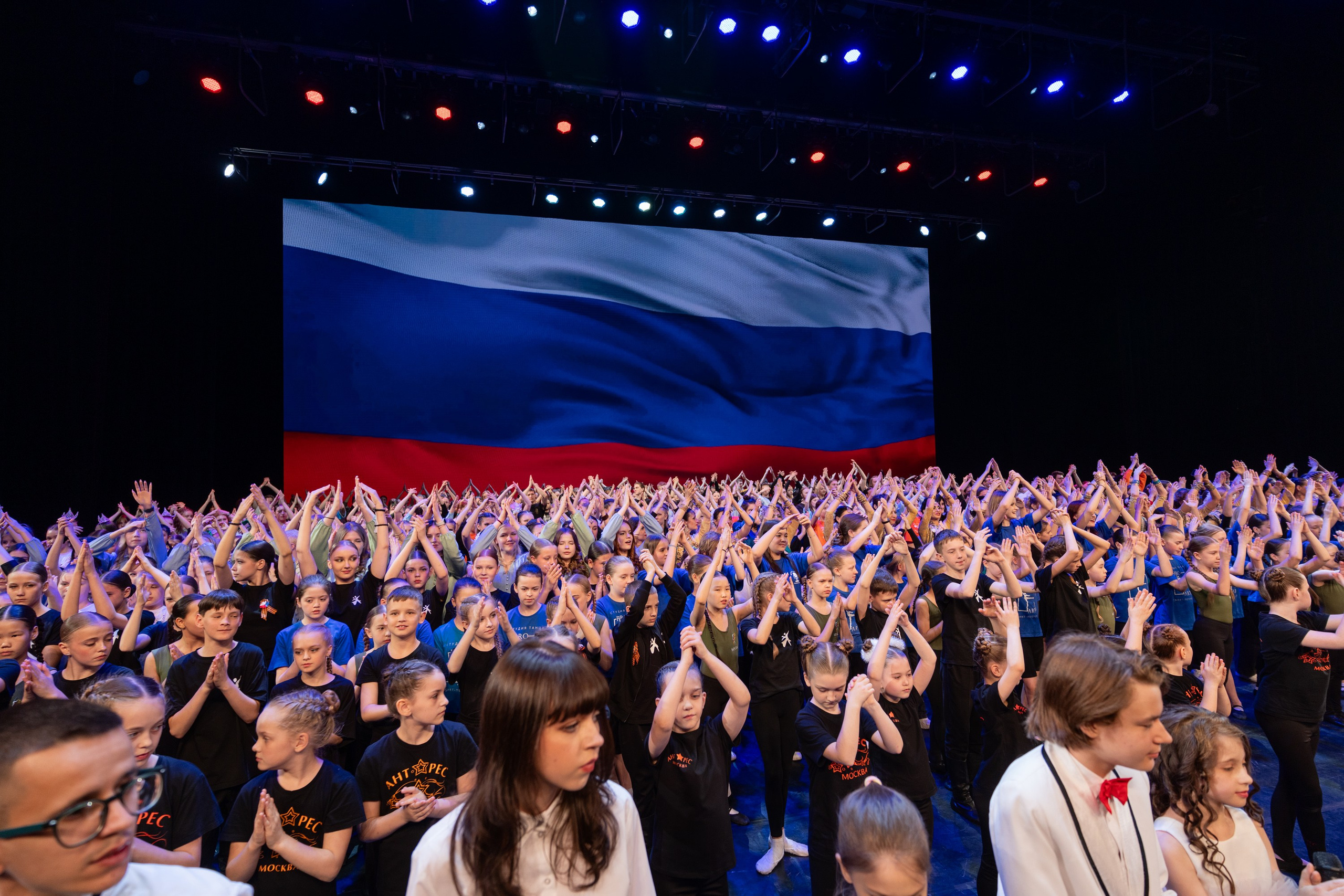 18 мая, г. Москва, Кремль, Закулисье. Золотое яблочко