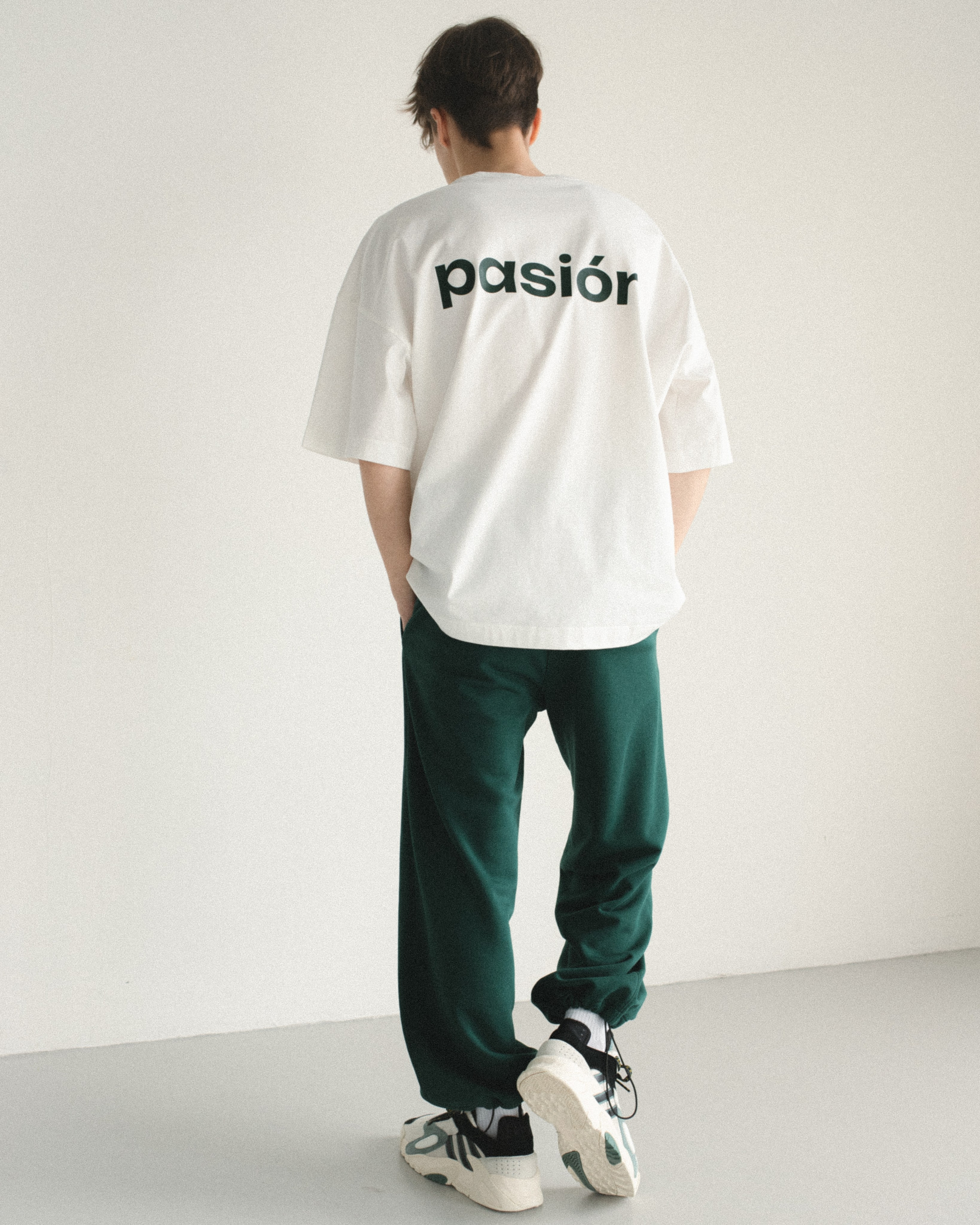 Модельная школа Khanova. Фотограф в Москве и Сургуте Алла Лесовая. Снимаю каталог для брендов и индивидуальные портреты для людей