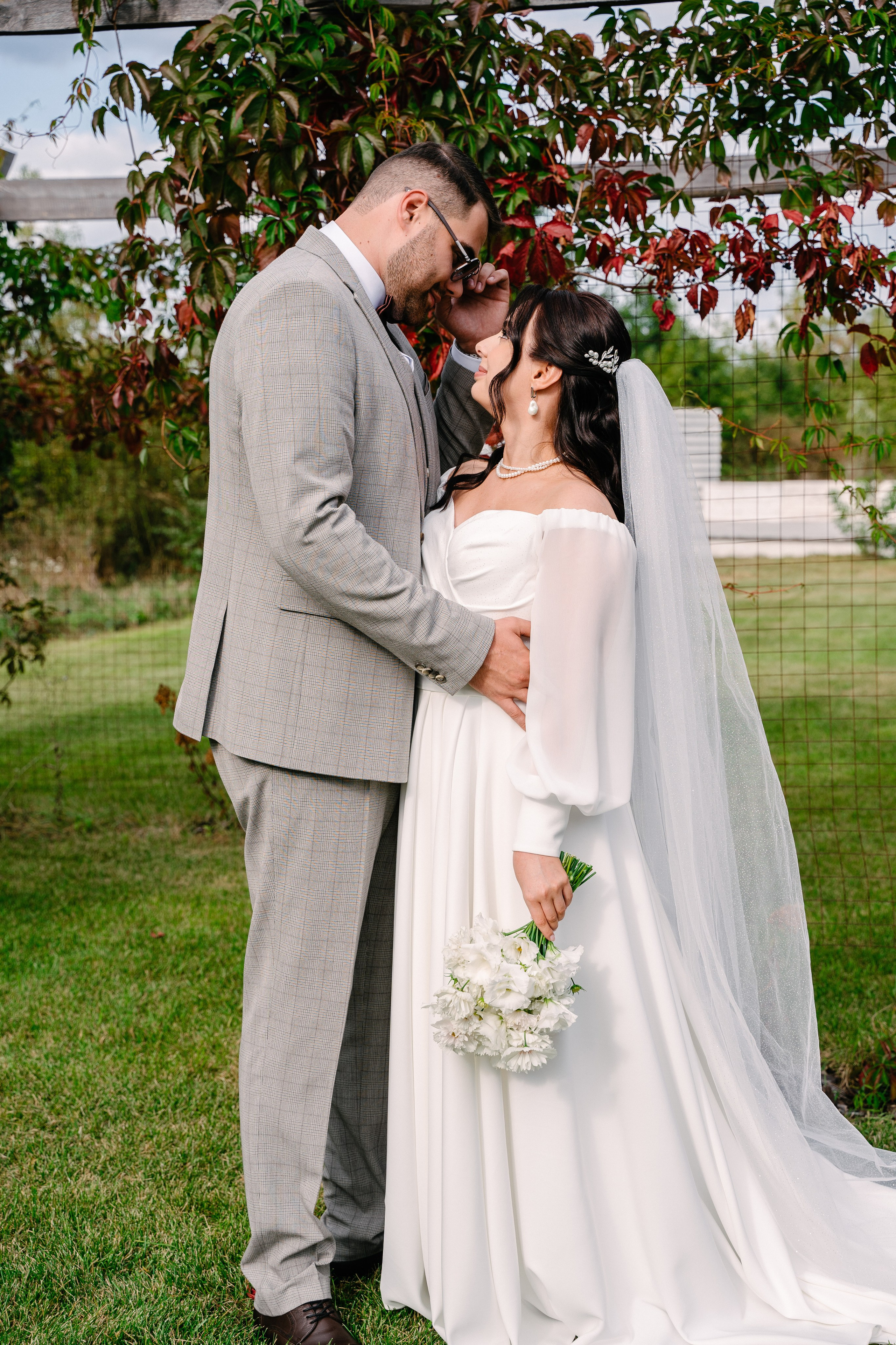 Свадебная фотосессия молодоженов теплой осенью. Свадебный и семейный фотограф из Воронежа|Москвы Бубнова Екатерина