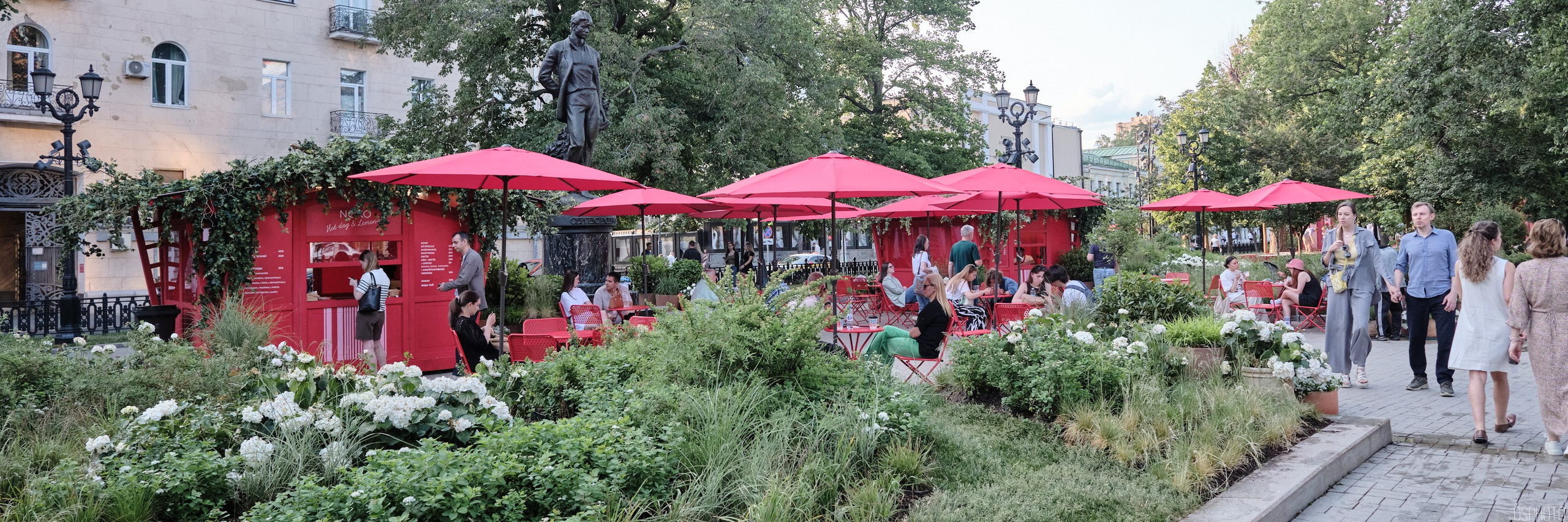 Бульвары для всех l Лето в Москве. Фотографъ Сергѣевъ. Поймать мгновеніе
