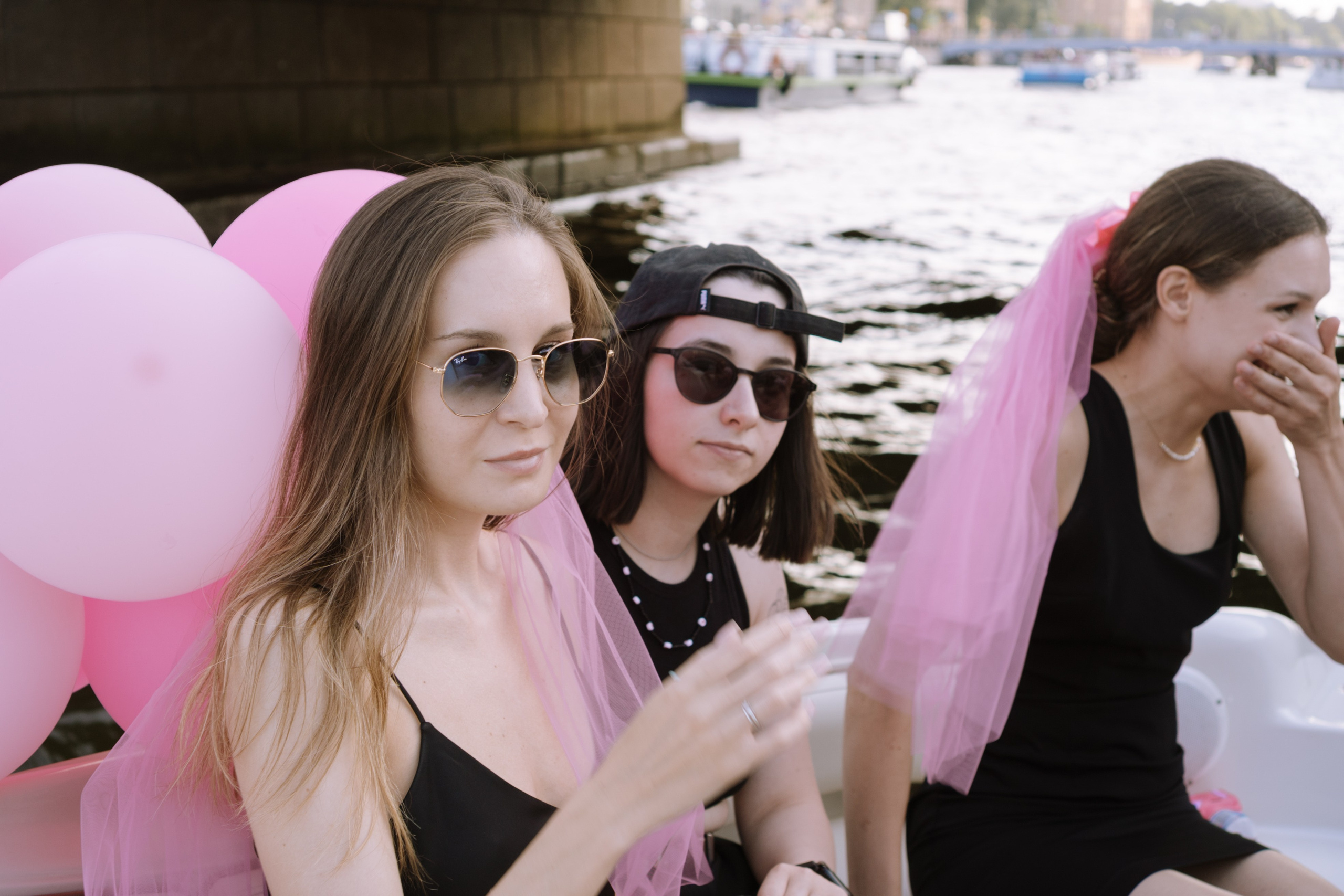 ДЕВИЧНИК НА КАТЕРЕ. Профессиональный фотограф, Санкт-Петербург — Виктория Богомолова