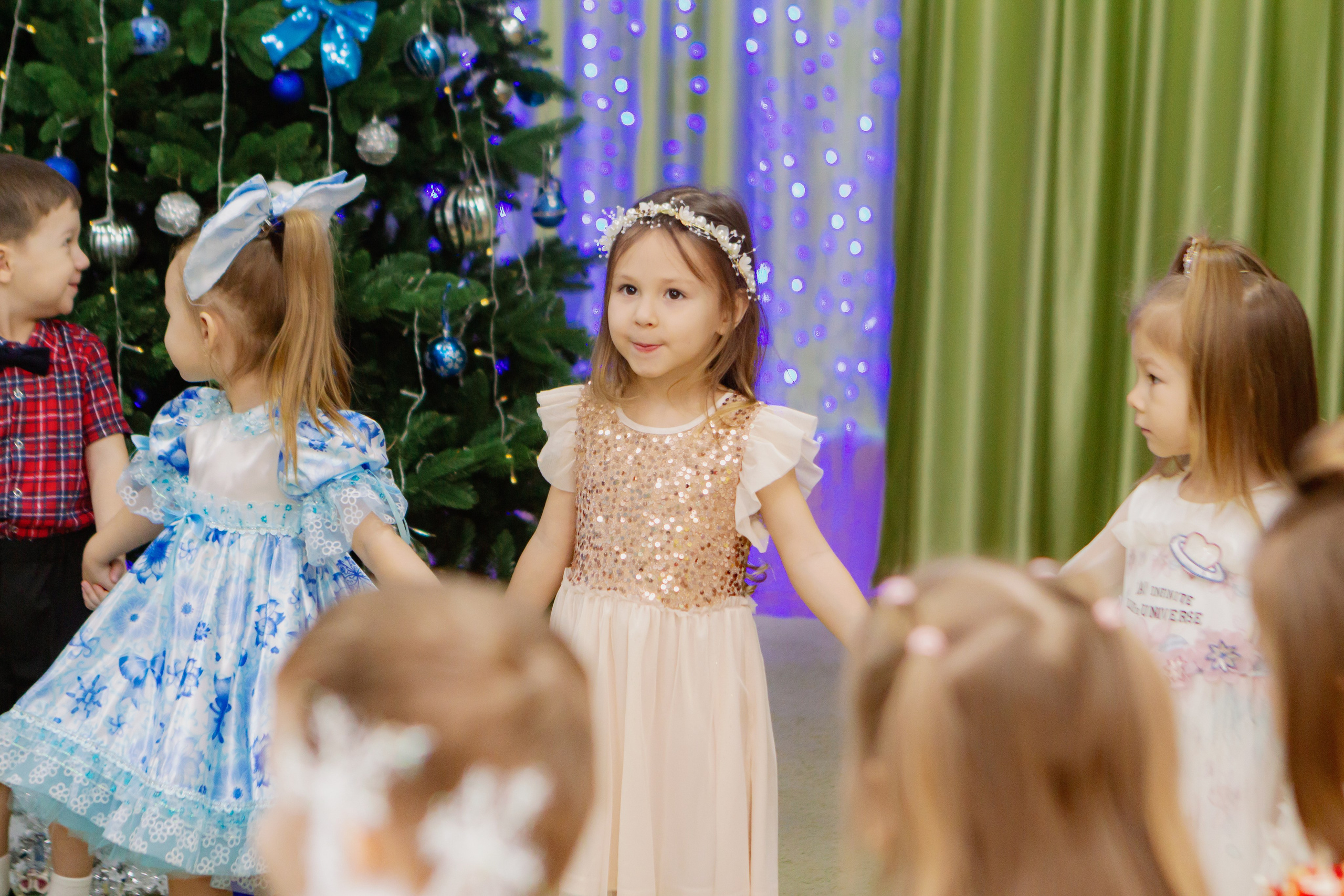 Фотосъёмка новогоднего утренника. Фотограф в Екатеринбурге Пойгина Елена
