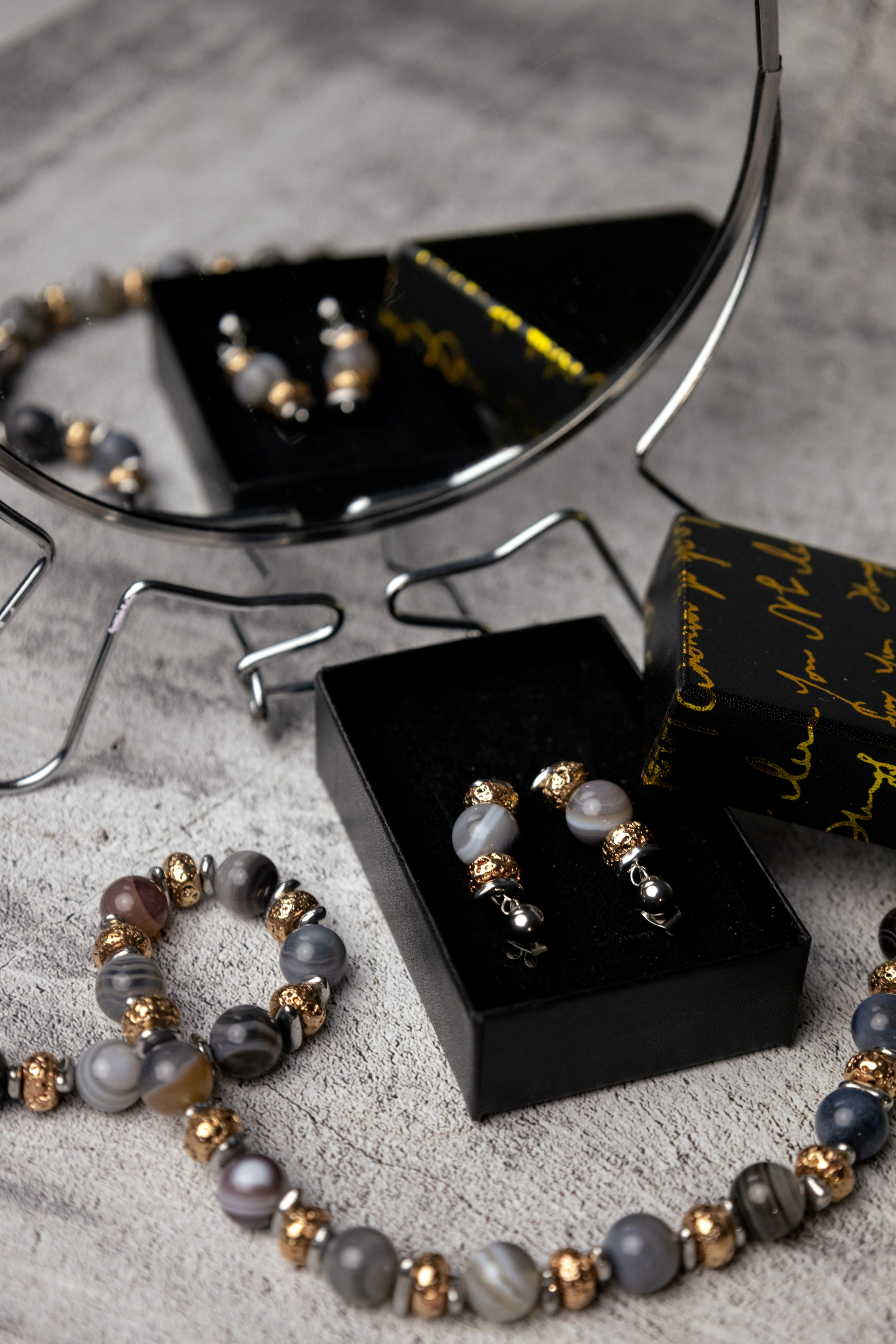 Предметная съёмка украшений. Фотограф Полина Закирова