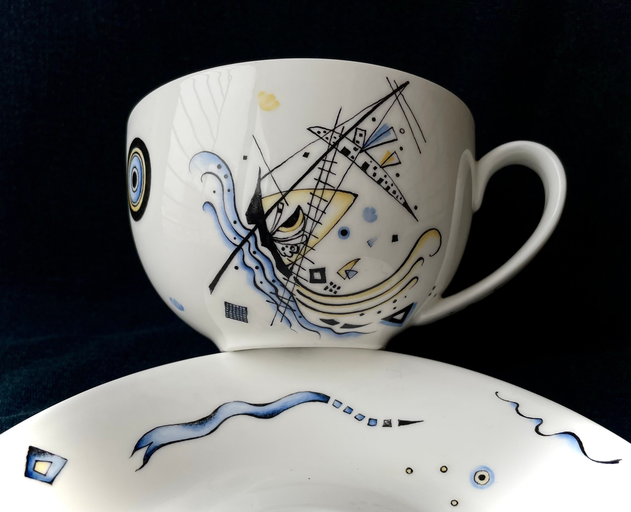  Импровизации Кандинский. Чайная пара на заказ. Роспись фарфора в Санкт-Петербурге. Wassily Kandinsky