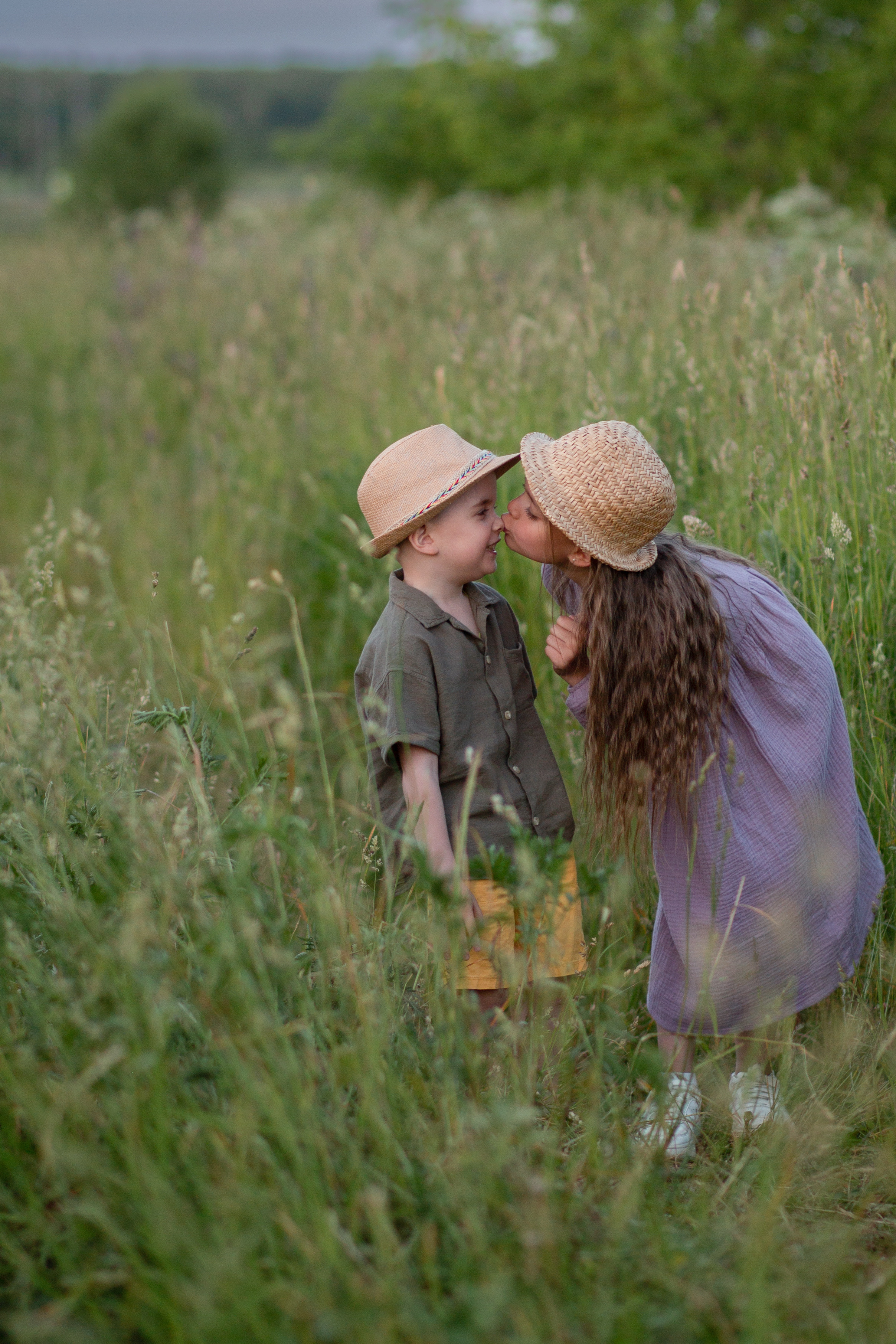 Семья в Люпинах. Семейный и детский фотограф в Москве Юлия