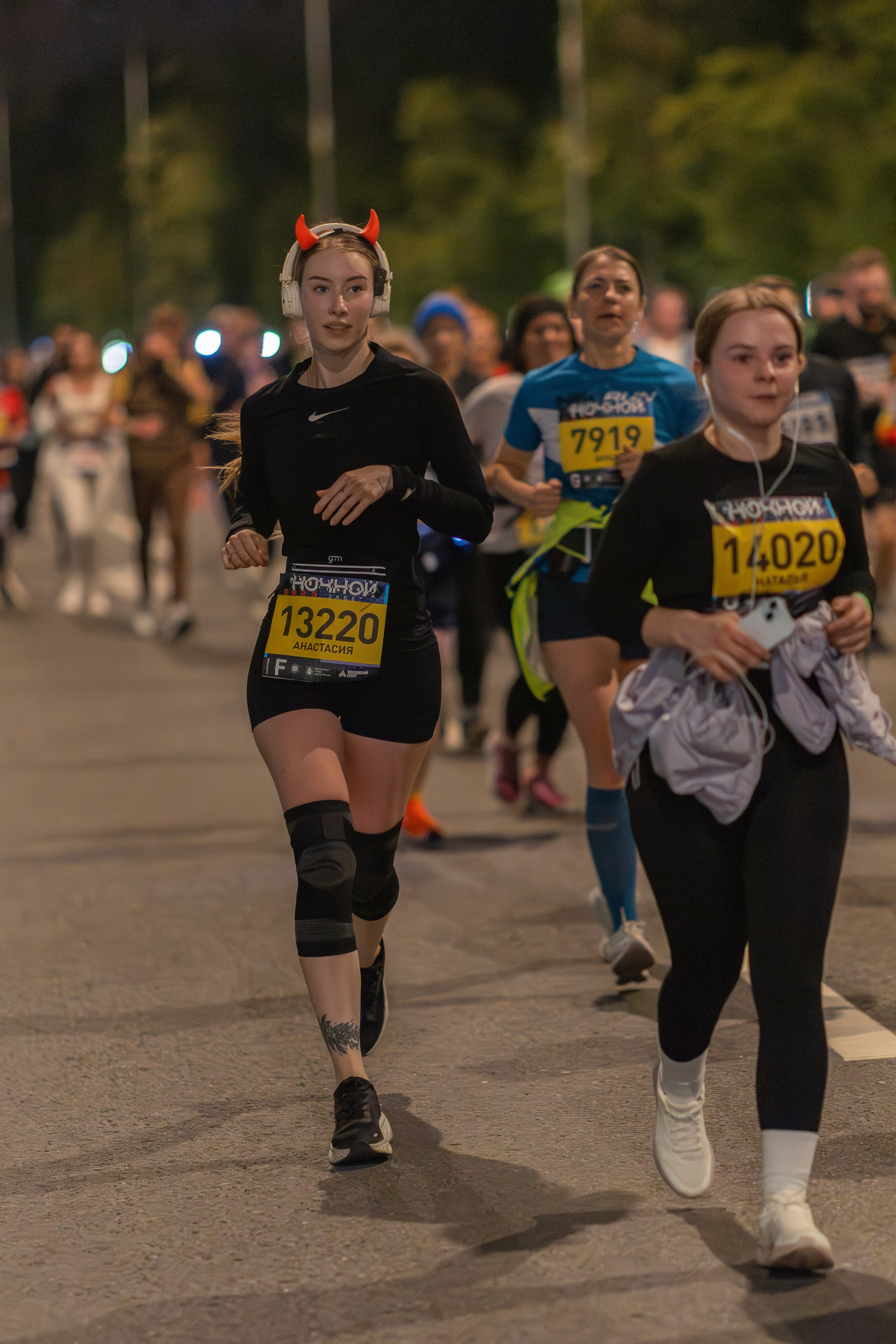 Ночной забег 2025. Фотограф Сергей Ловкий
