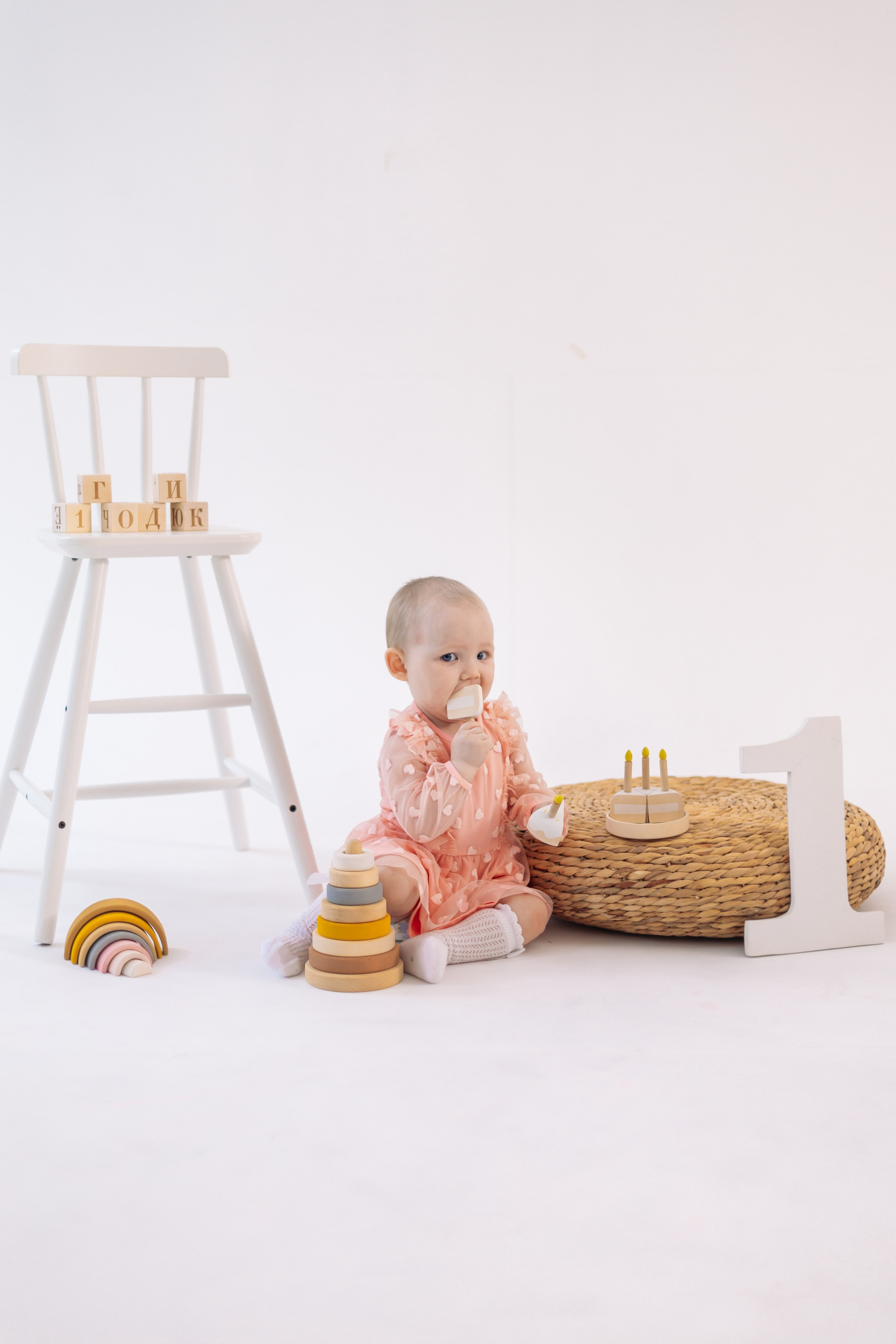 Фотосессия к годику для девочки. Семейный и художественный фотограф в Тюмени Юлия Логинова