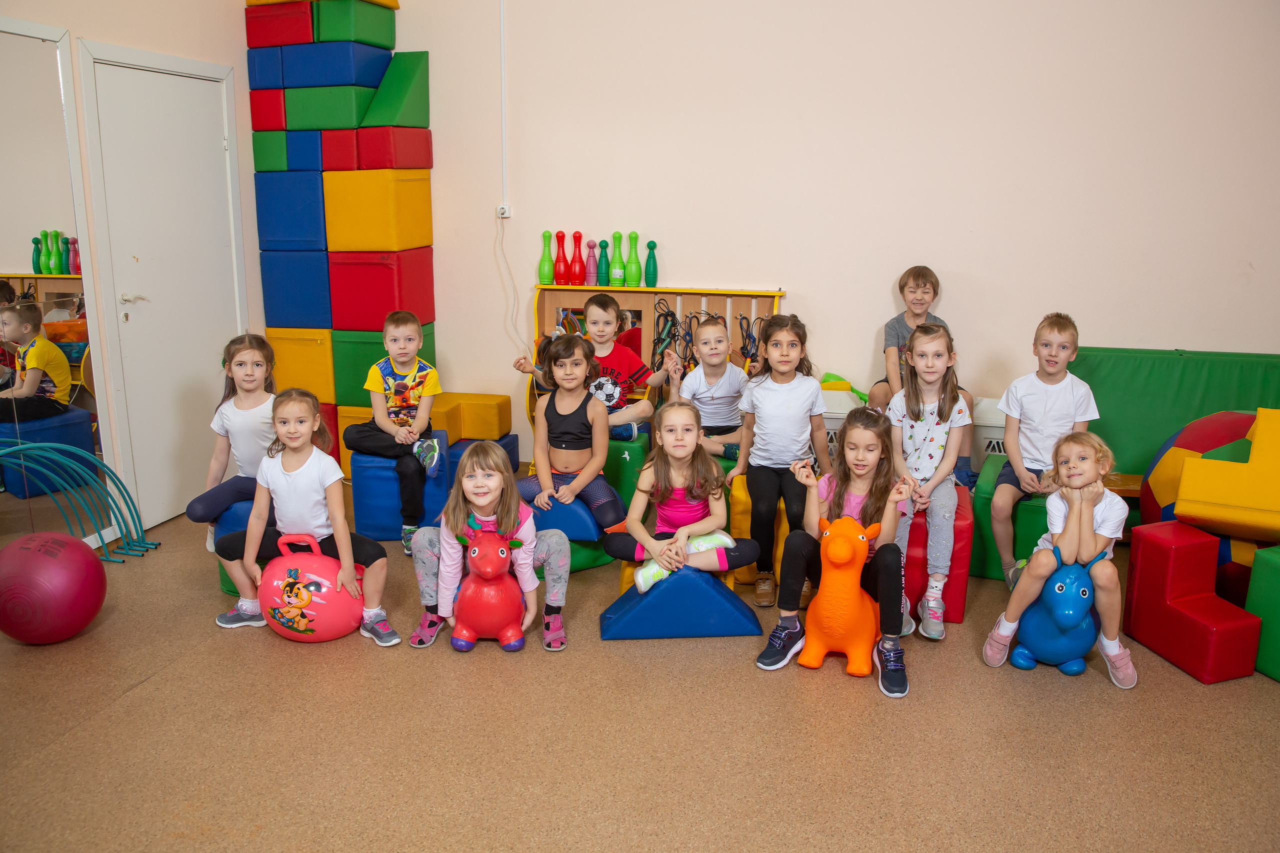 Для ВЫПУСКНЫХ альбомов. Выпускные альбомы для детских садов и школ