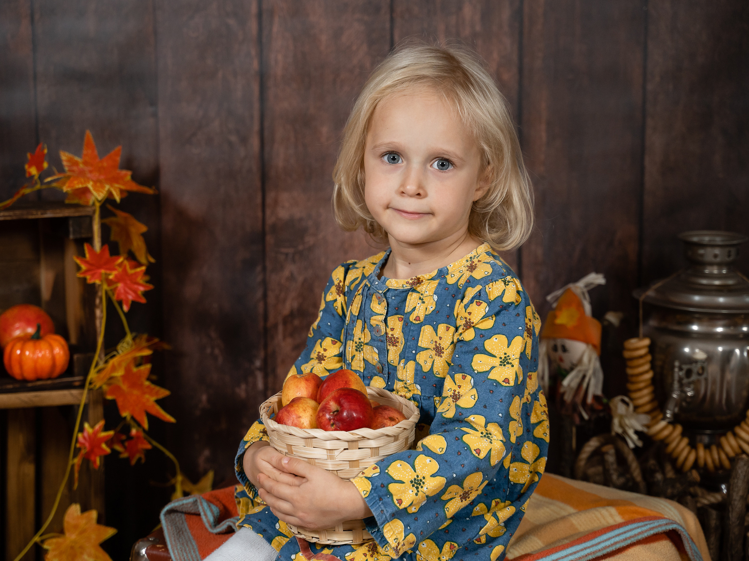 Выездная фотосессия ОСЕНЬ. Выпускные альбомы для детских садов и школ