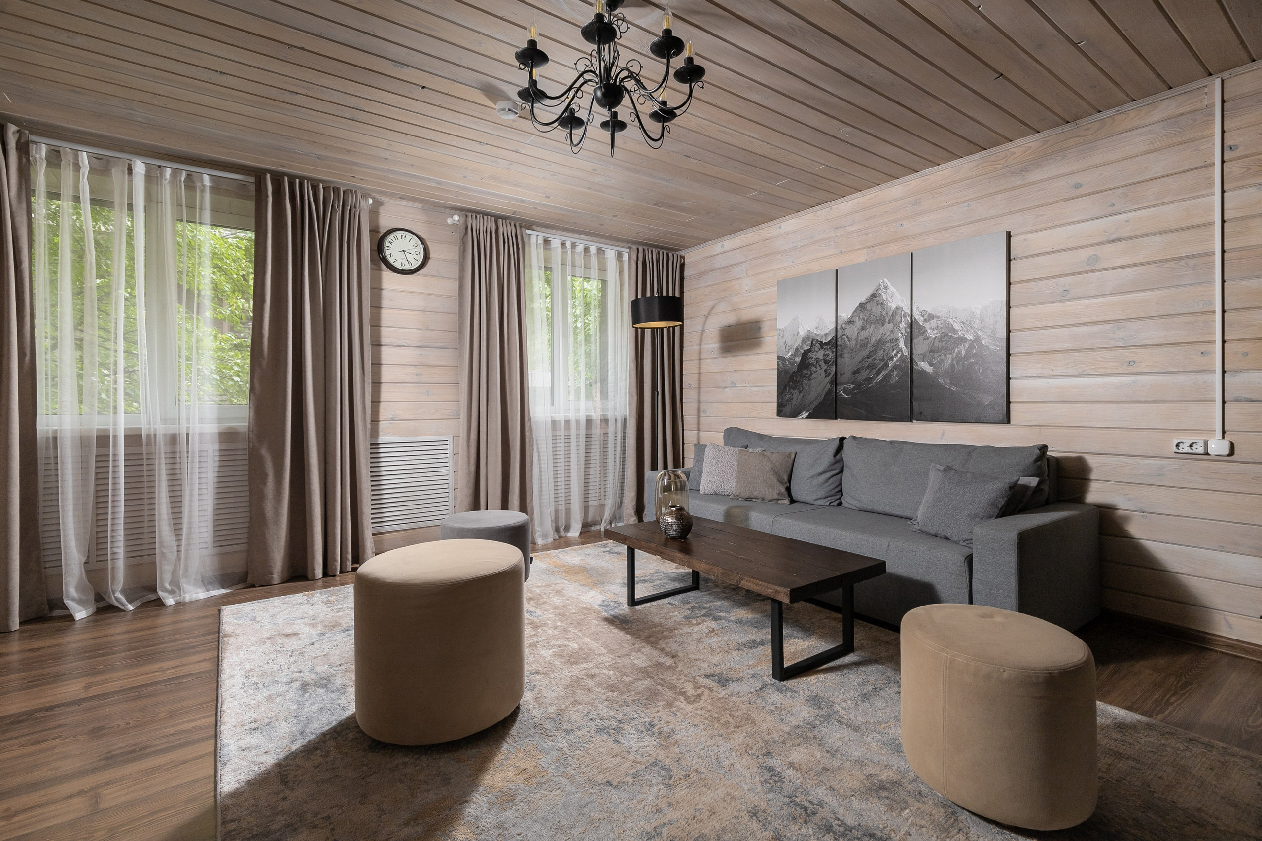 Фотосъёмка интерьеров и территории ALTAY CHALET. Коммерческий фотограф Яков Рослин