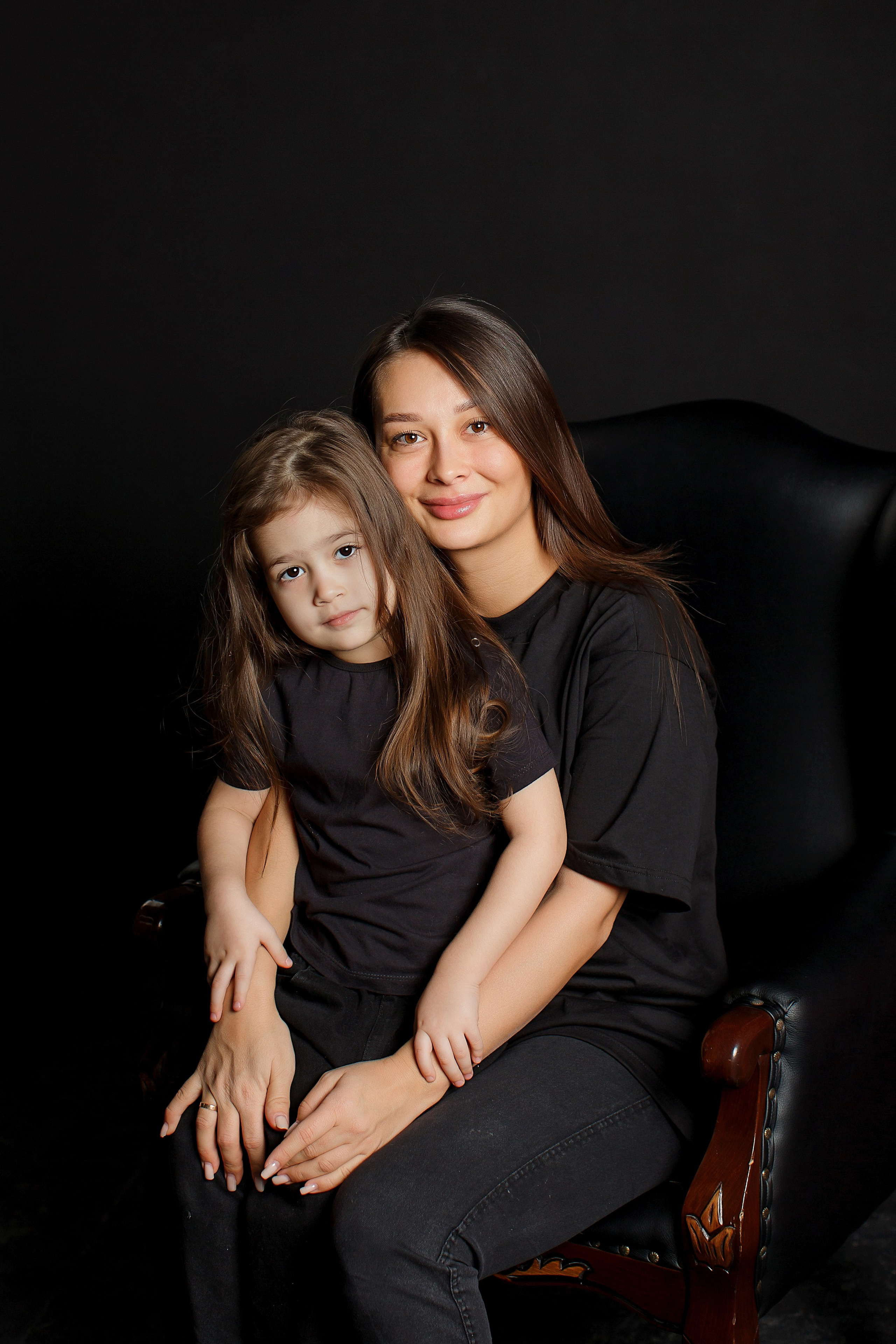 Семейный трендовый портрет. Семейный и детский фотограф в Стерлитамаке Разина Рахмангулова