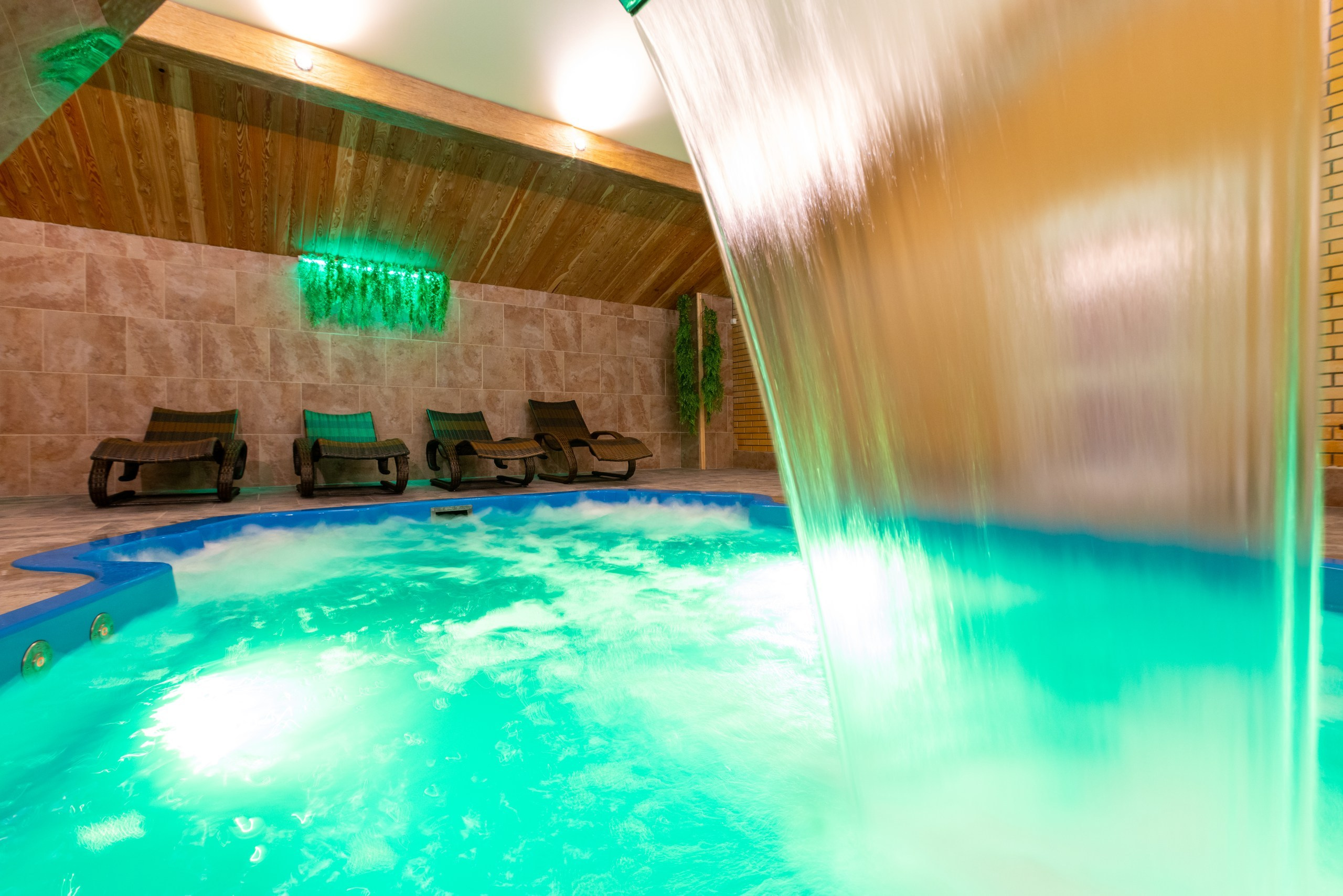 Большая Тросна вечером и новый бассейный комплекс. Фотограф в Туле Крупский АнДРей. Фотостудия «КАДР71» в Туле