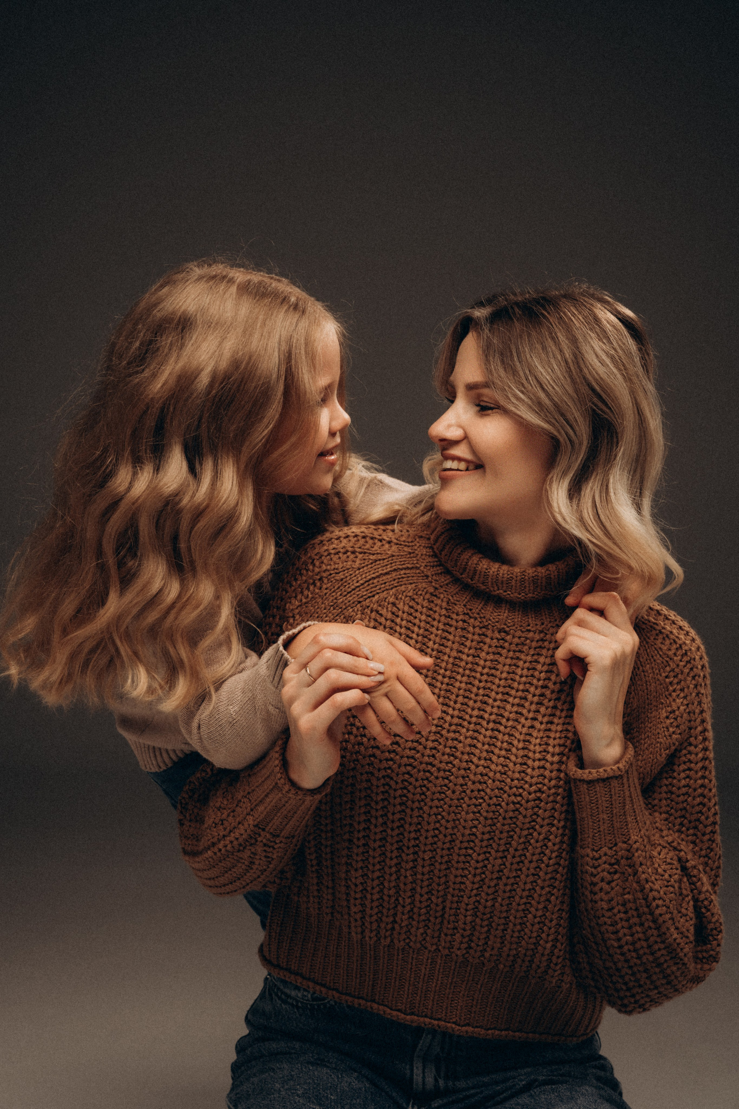 Ольга и Сонечка. Фотограф Мария Миллс | Минск